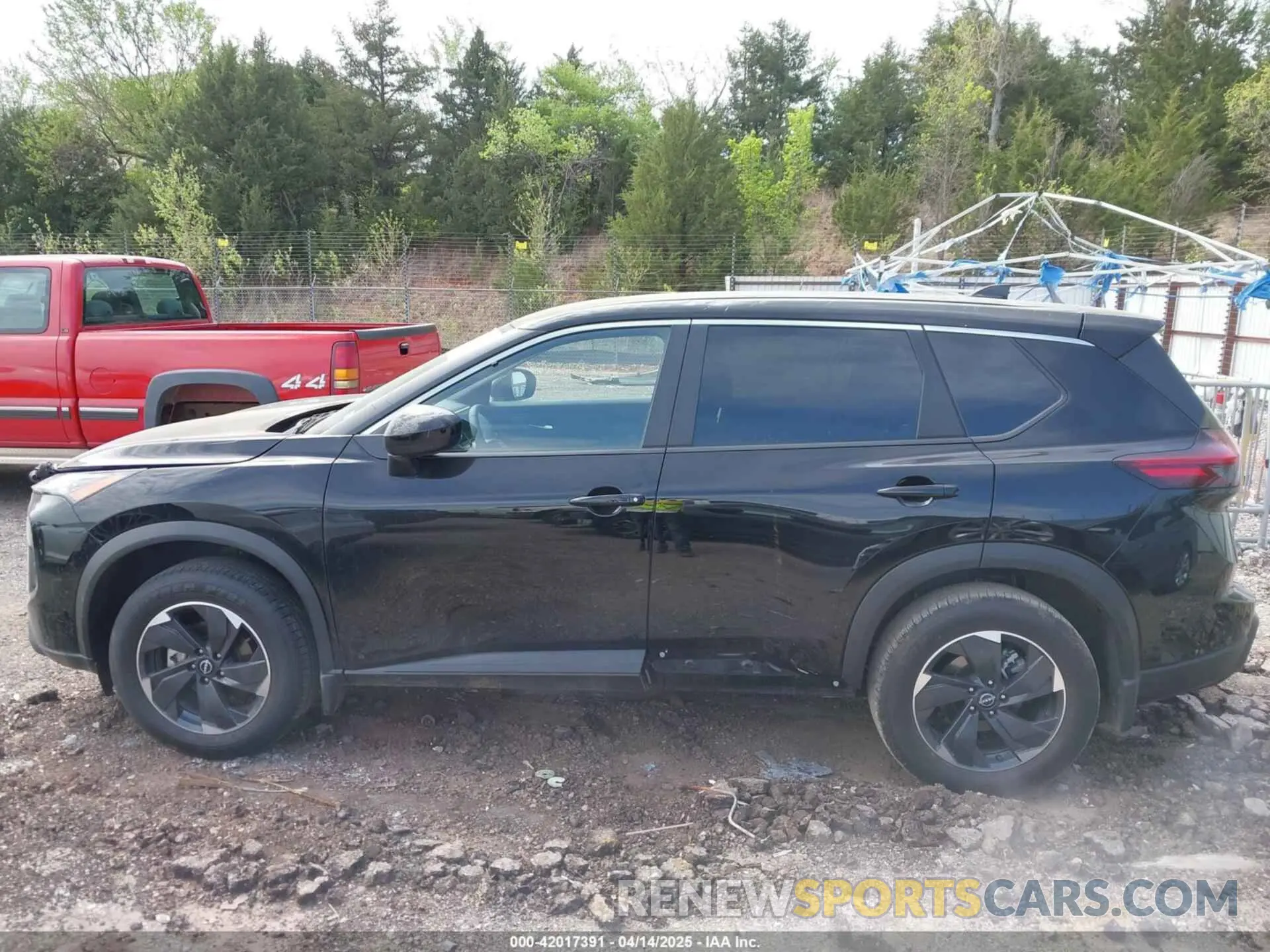 14 Photograph of a damaged car JN8BT3BA4SW006217 NISSAN ROGUE 2025