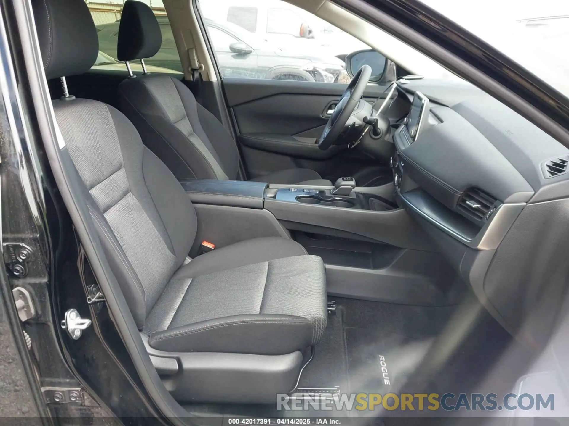 5 Photograph of a damaged car JN8BT3BA4SW006217 NISSAN ROGUE 2025