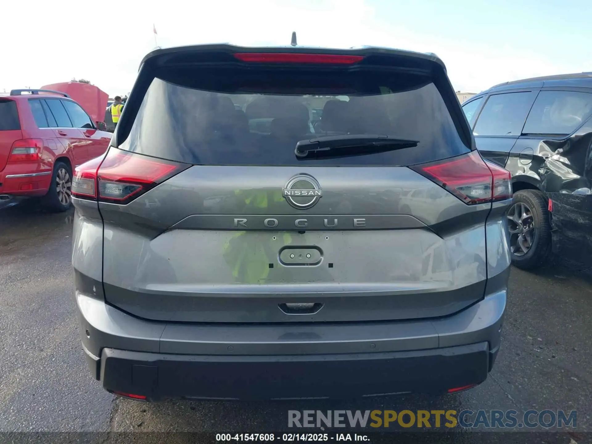 17 Фотография поврежденного автомобиля JN8BT3BA5SW005433 NISSAN ROGUE 2025