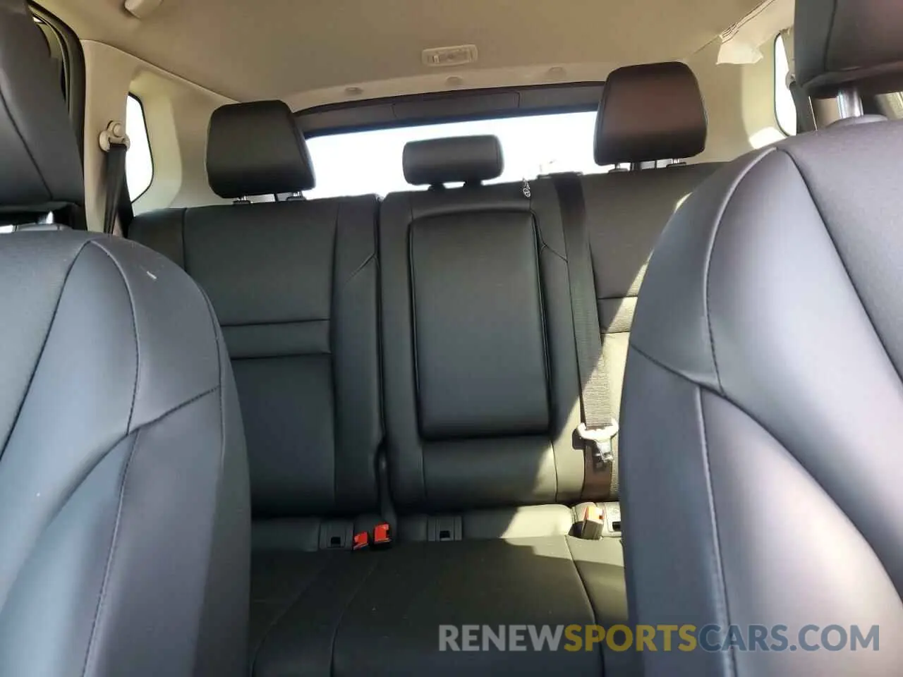 10 Фотография поврежденного автомобиля JN8BT3BB5SW152229 NISSAN ROGUE 2025