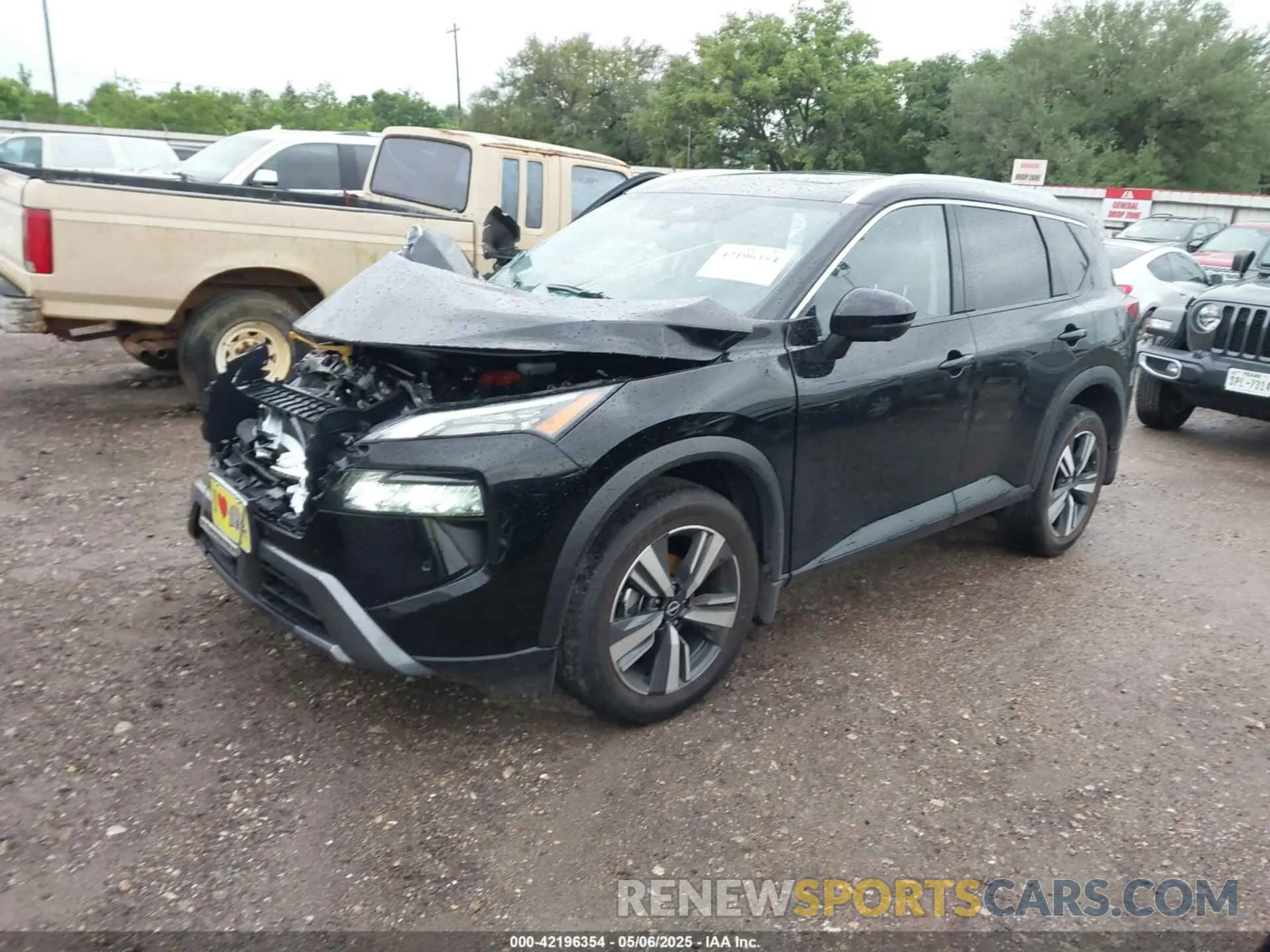 2 Photograph of a damaged car JN8BT3CA7SW002063 NISSAN ROGUE 2025