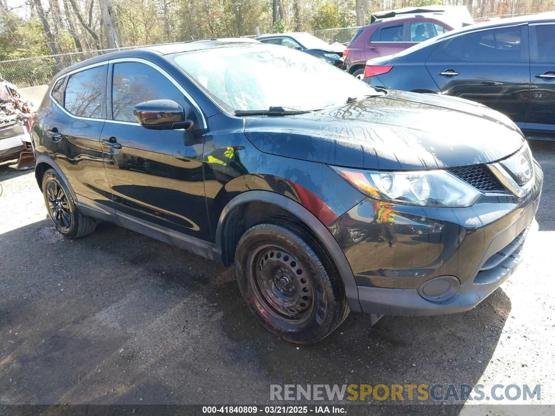 1 Фотография поврежденного автомобиля JN1BJ1CP0KW241337 NISSAN ROGUE SPORT 2019