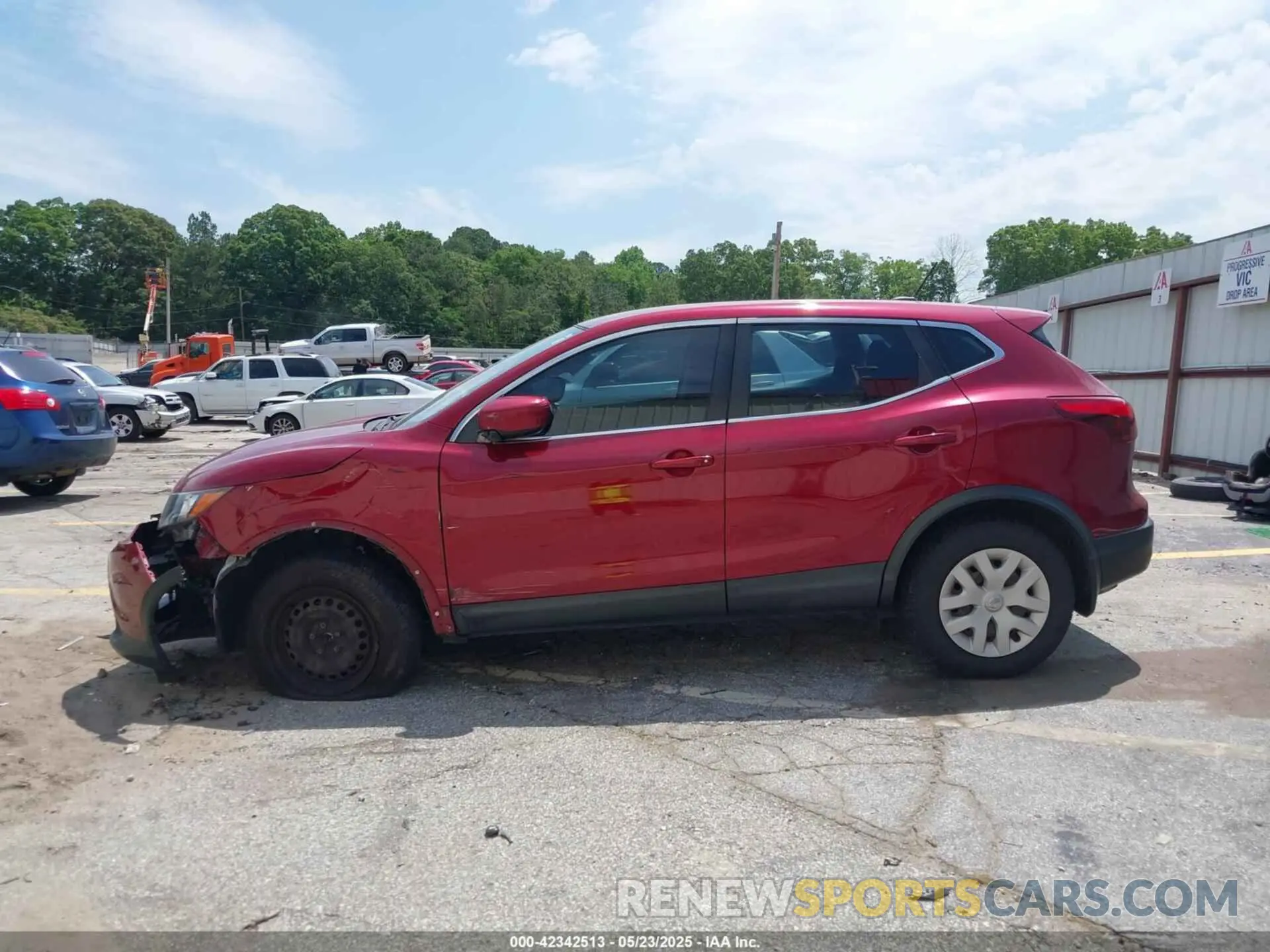 15 Photograph of a damaged car JN1BJ1CP0KW242469 NISSAN ROGUE SPORT 2019