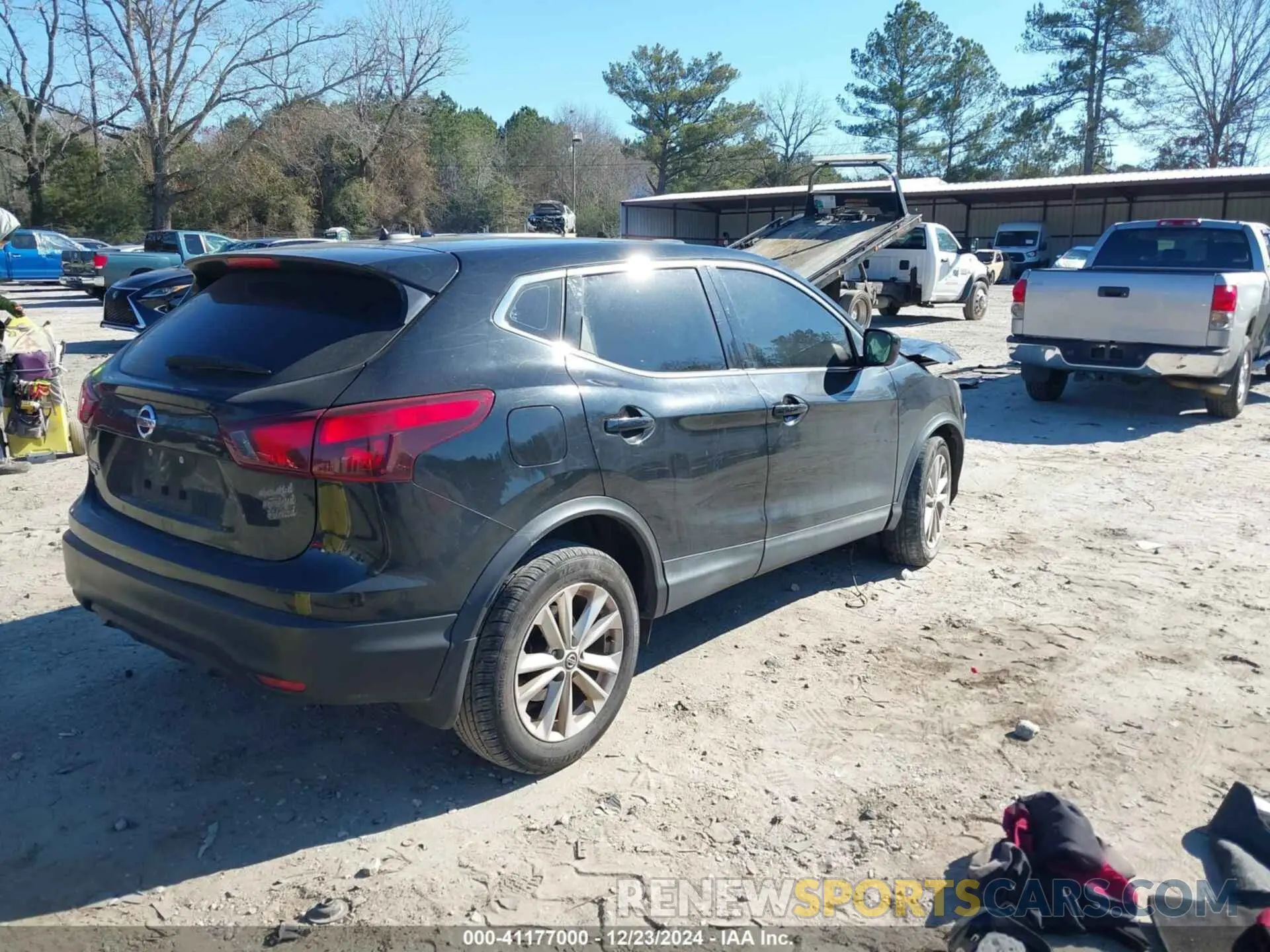 4 Photograph of a damaged car JN1BJ1CP2KW225334 NISSAN ROGUE SPORT 2019