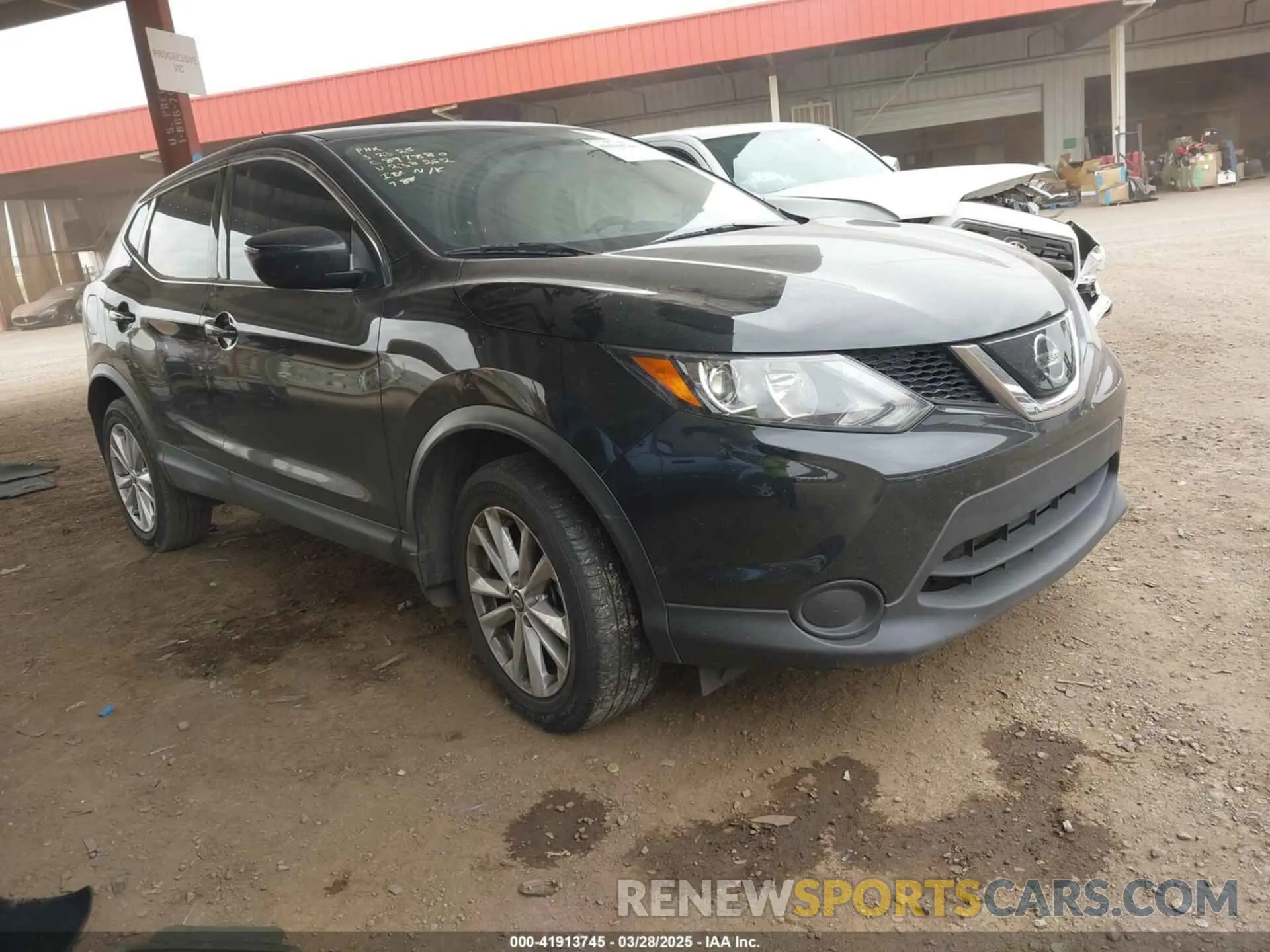 1 Photograph of a damaged car JN1BJ1CP2KW238262 NISSAN ROGUE SPORT 2019