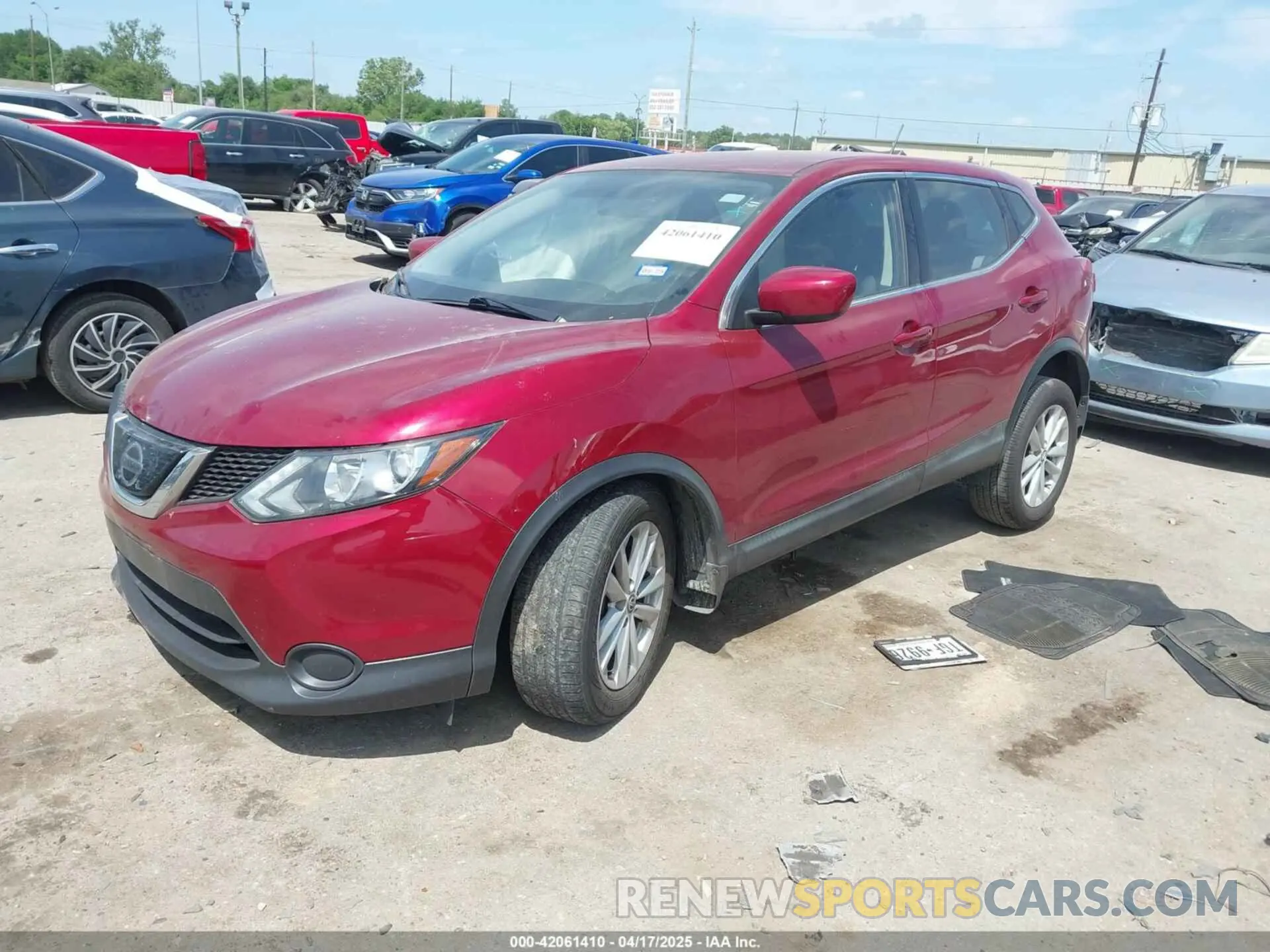2 Photograph of a damaged car JN1BJ1CP3KW210633 NISSAN ROGUE SPORT 2019