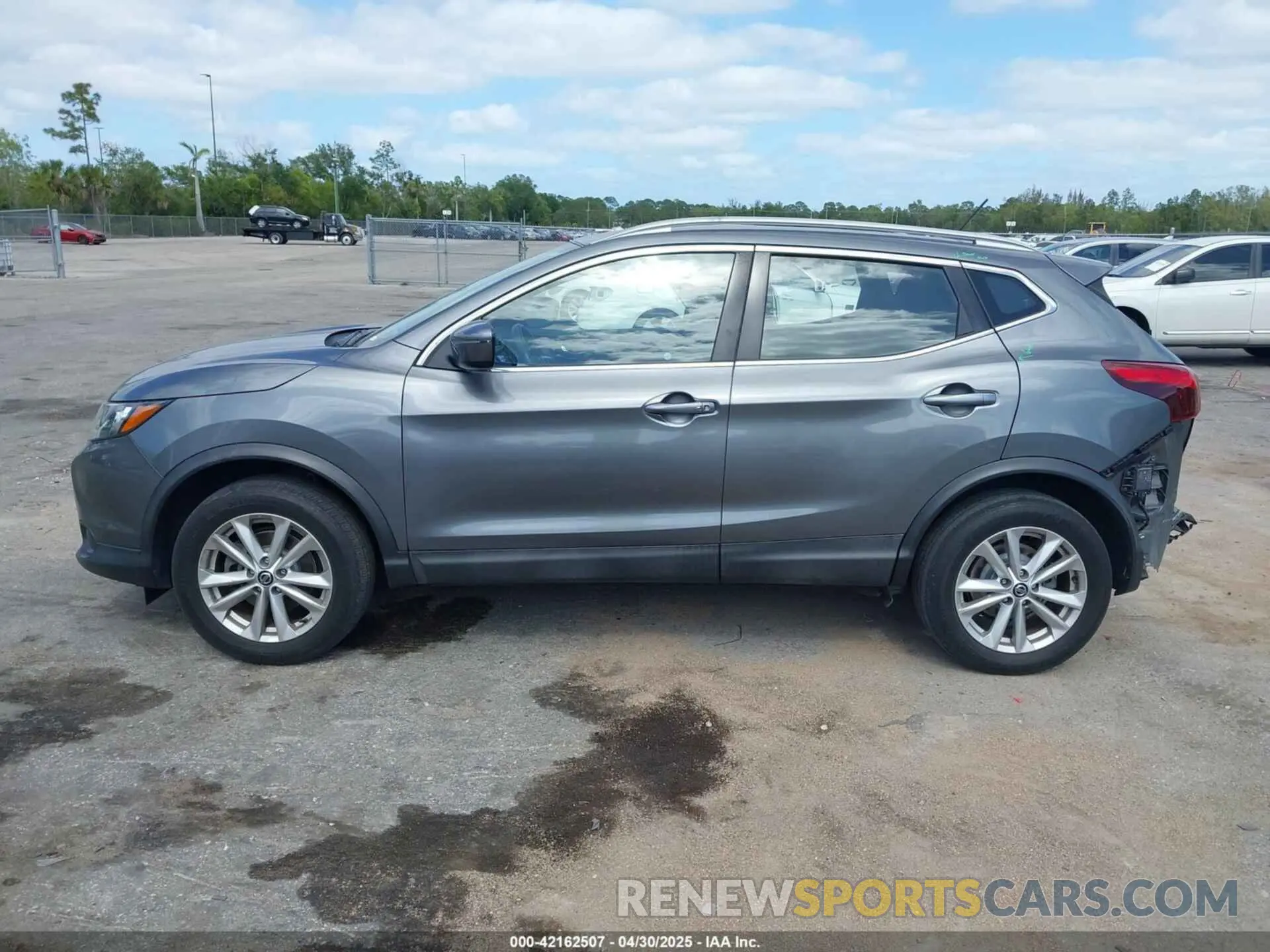15 Photograph of a damaged car JN1BJ1CP3KW232888 NISSAN ROGUE SPORT 2019