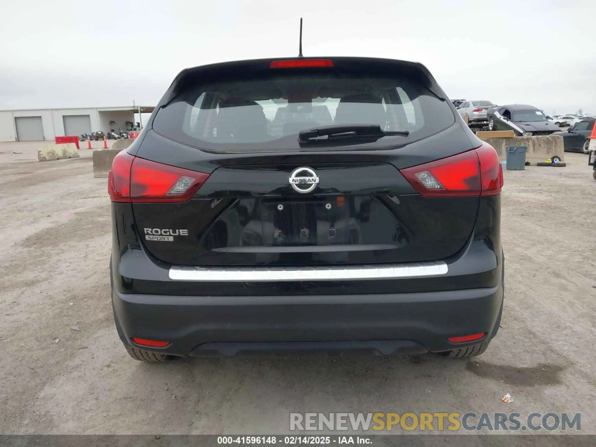 17 Фотография поврежденного автомобиля JN1BJ1CP4KW520483 NISSAN ROGUE SPORT 2019