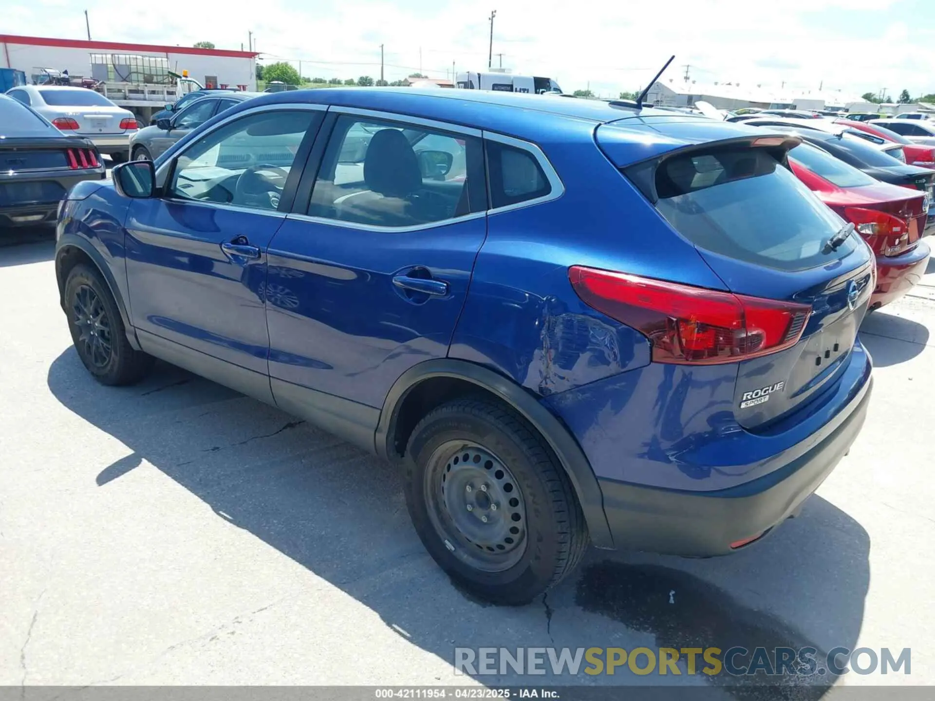 3 Photograph of a damaged car JN1BJ1CP5KW239325 NISSAN ROGUE SPORT 2019