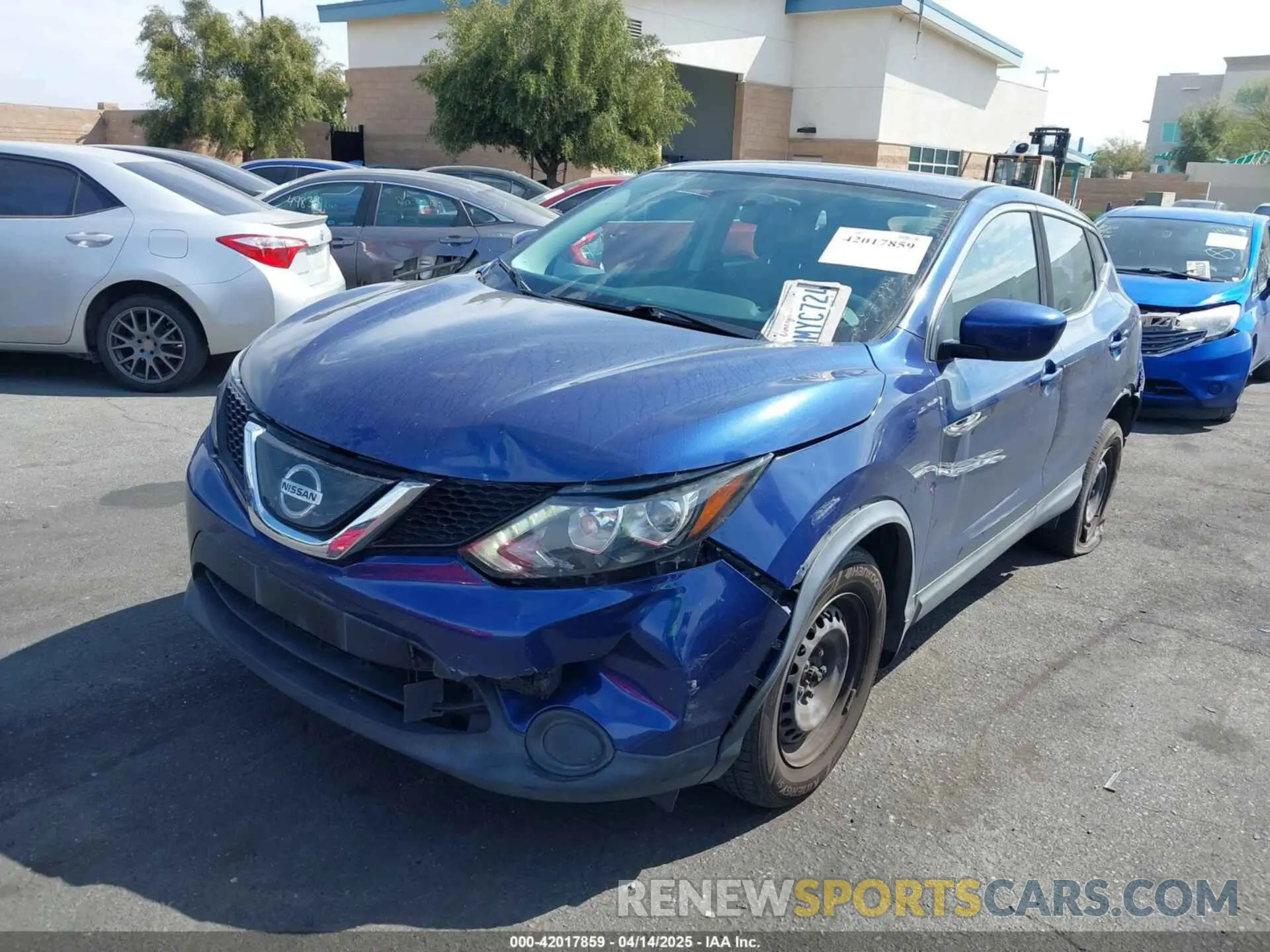 2 Photograph of a damaged car JN1BJ1CP6KW238720 NISSAN ROGUE SPORT 2019
