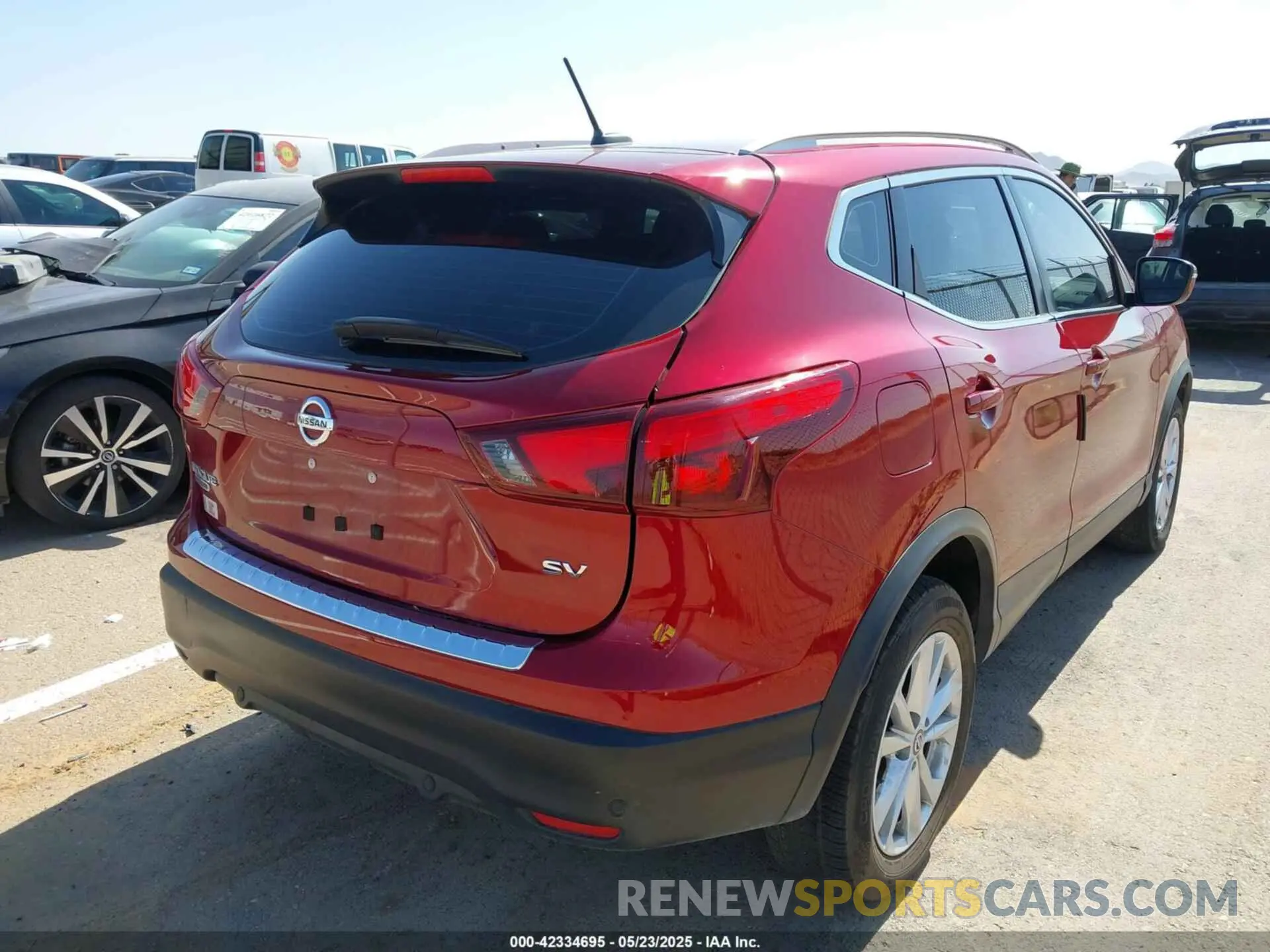 4 Фотография поврежденного автомобиля JN1BJ1CP7KW224499 NISSAN ROGUE SPORT 2019