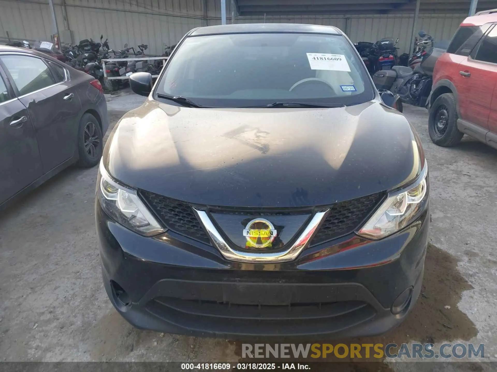 12 Photograph of a damaged car JN1BJ1CP8KW528909 NISSAN ROGUE SPORT 2019