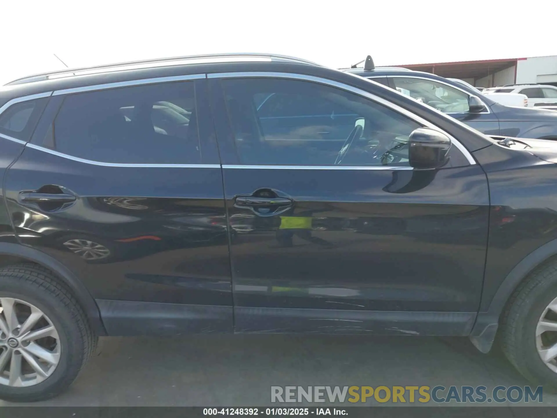 14 Photograph of a damaged car JN1BJ1CP8KW530269 NISSAN ROGUE SPORT 2019