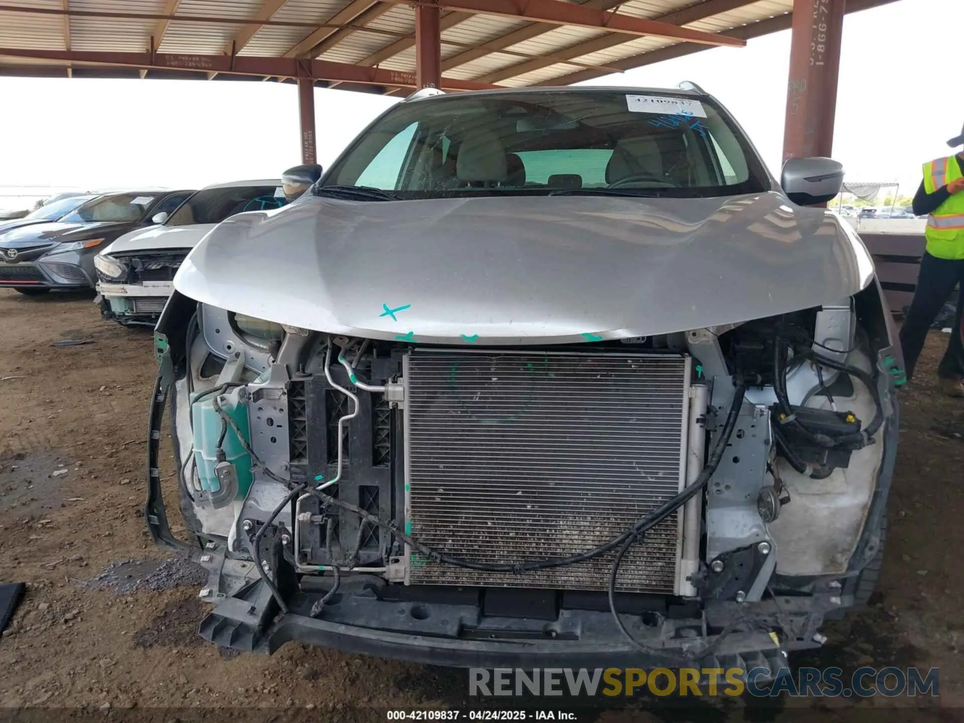 13 Photograph of a damaged car JN1BJ1CP9KW526974 NISSAN ROGUE SPORT 2019