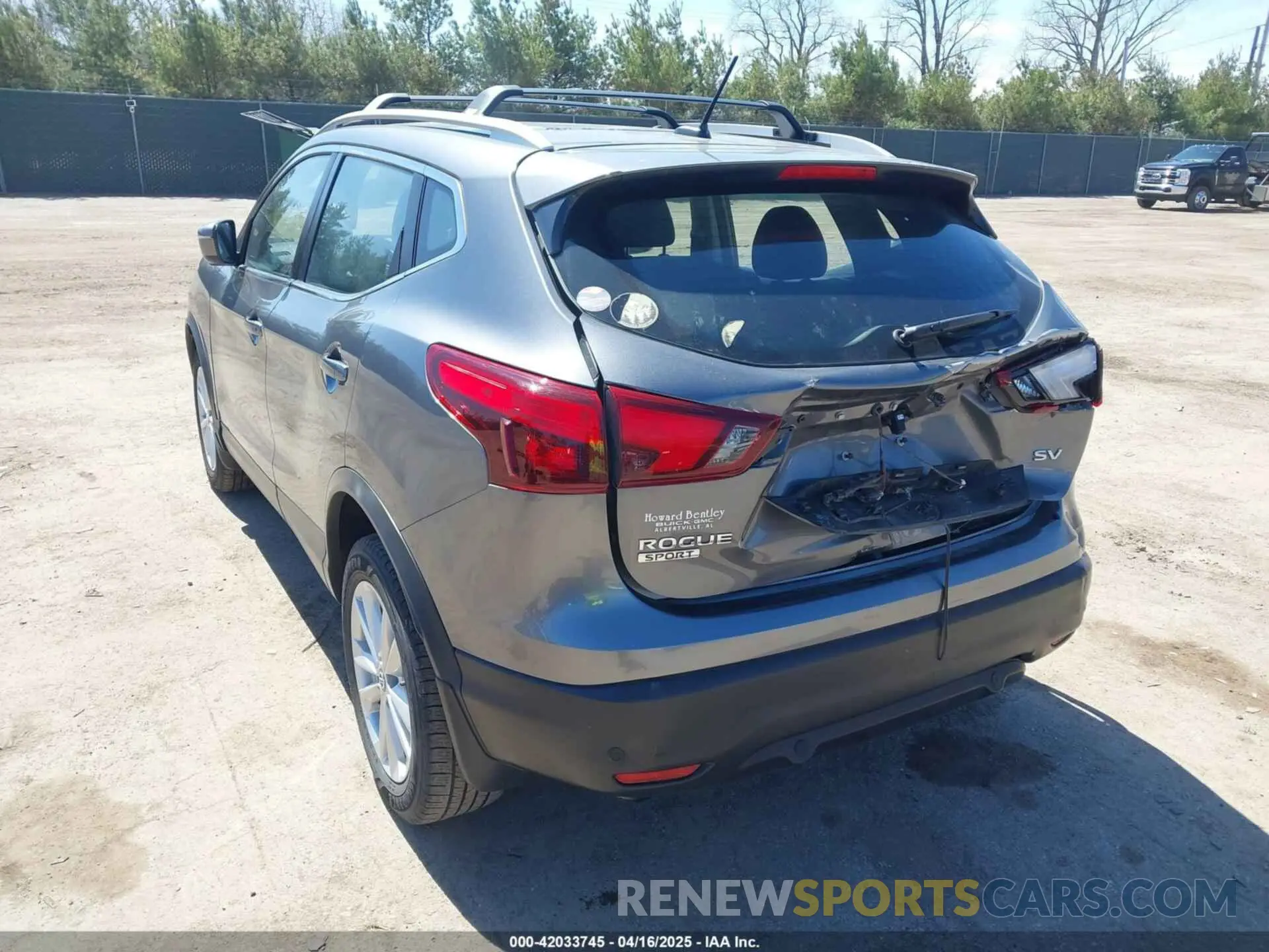 3 Photograph of a damaged car JN1BJ1CPXKW234881 NISSAN ROGUE SPORT 2019