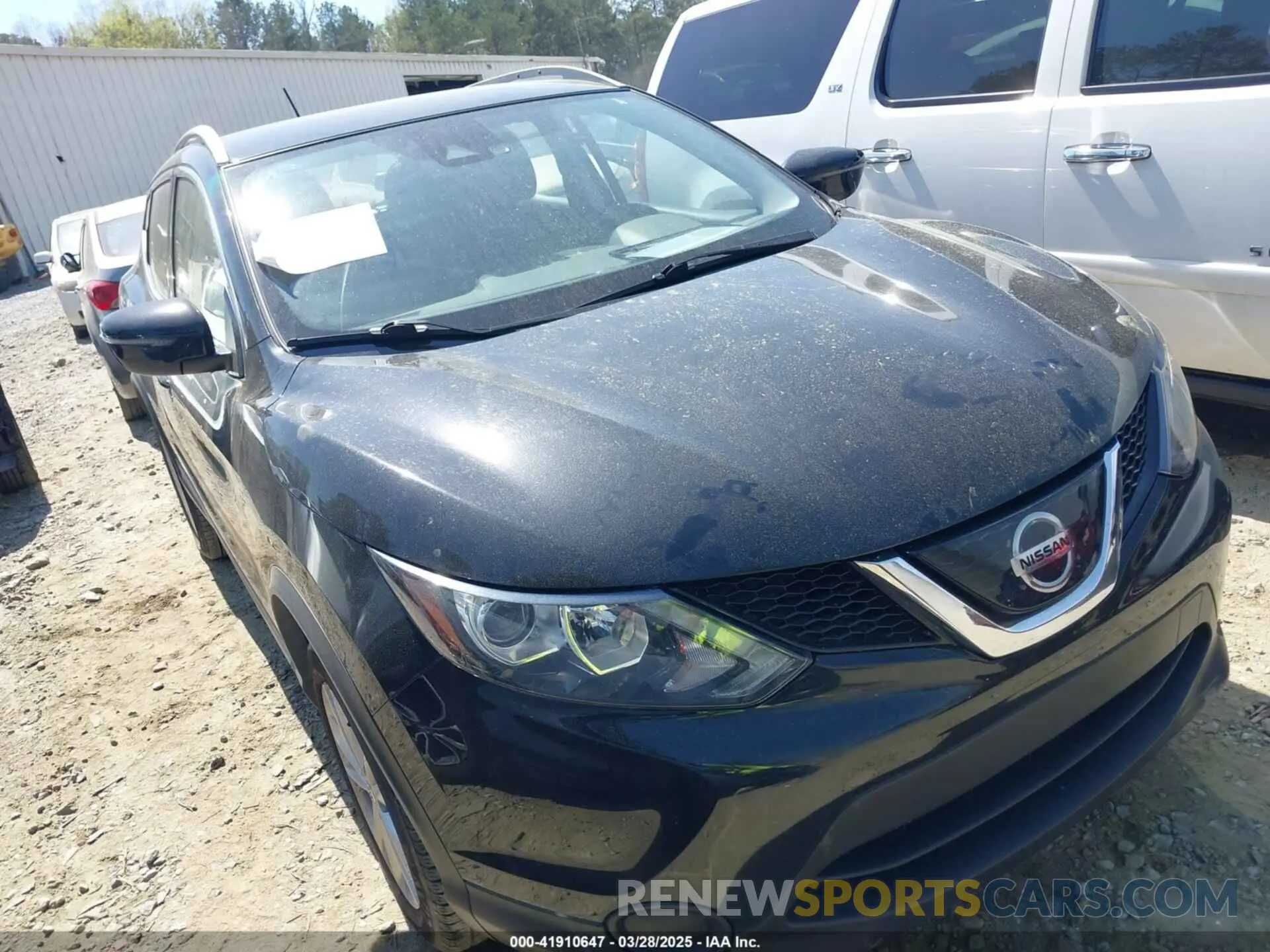 1 Photograph of a damaged car JN1BJ1CPXKW239644 NISSAN ROGUE SPORT 2019