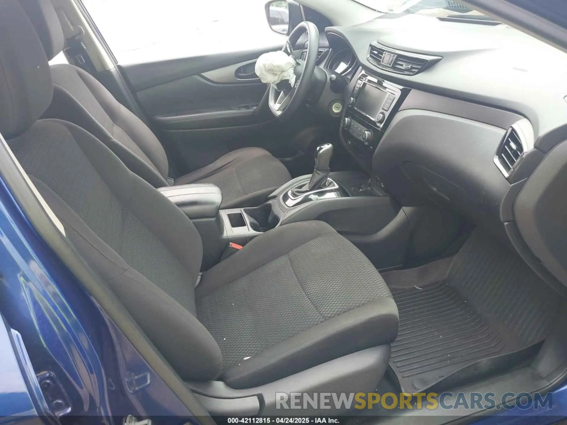5 Photograph of a damaged car JN1BJ1CPXKW243886 NISSAN ROGUE SPORT 2019