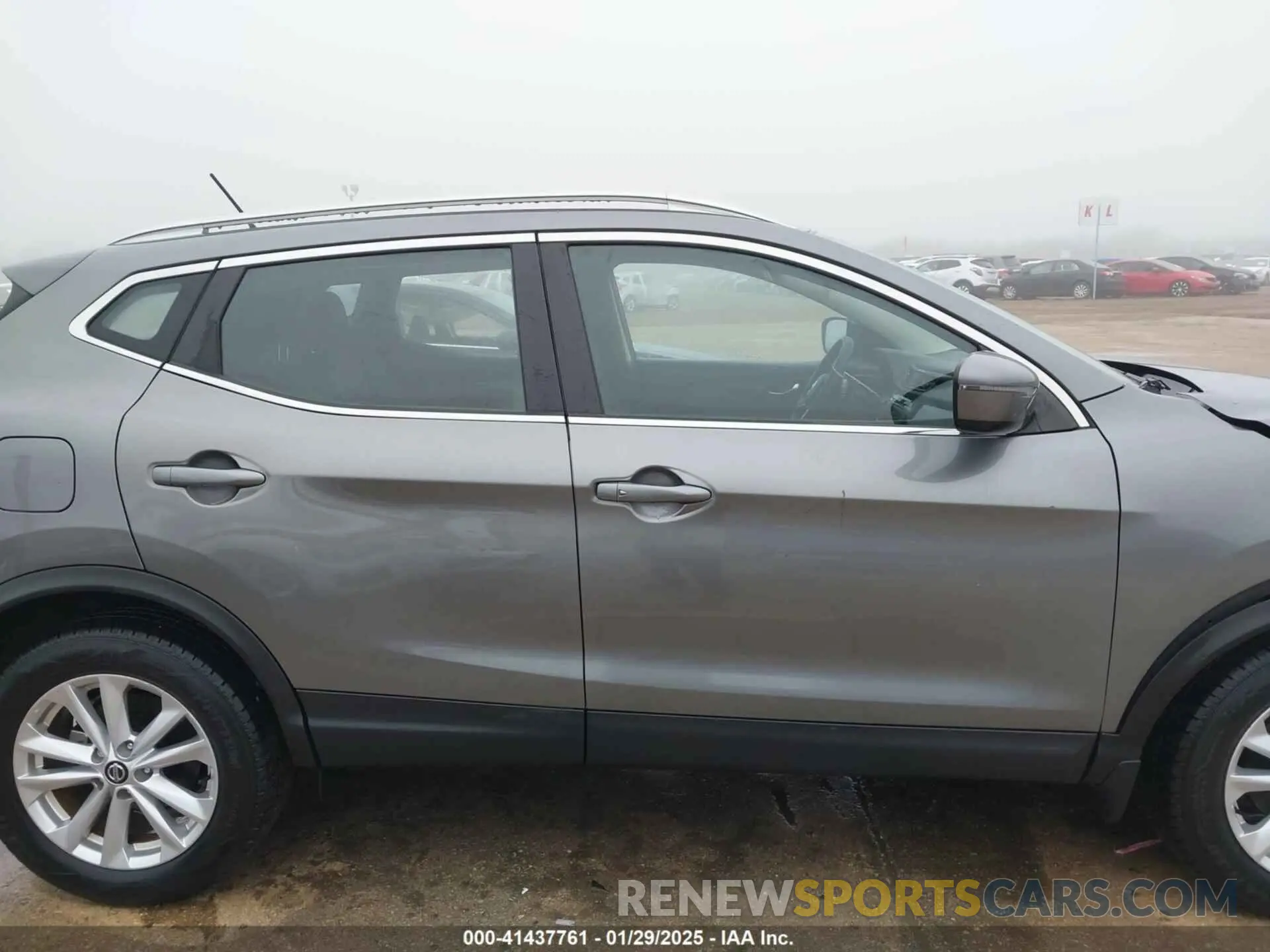 13 Photograph of a damaged car JN1BJ1CPXKW526367 NISSAN ROGUE SPORT 2019