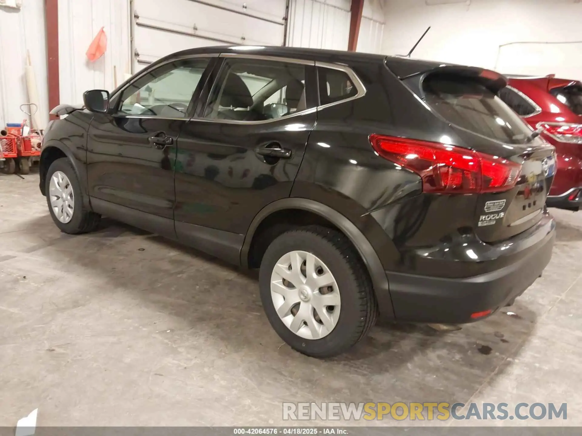 3 Photograph of a damaged car JN1BJ1CR1KW624110 NISSAN ROGUE SPORT 2019
