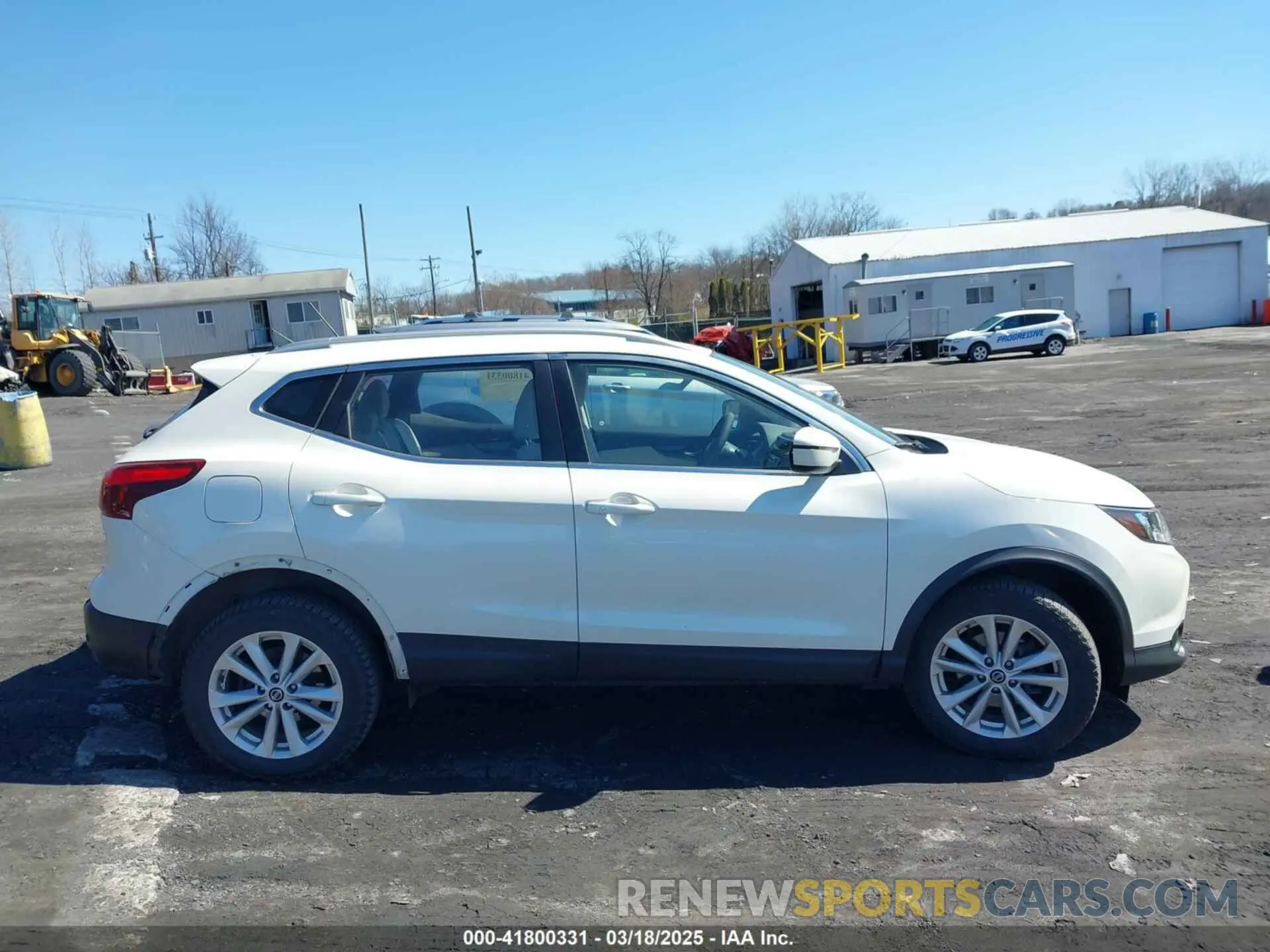 13 Photograph of a damaged car JN1BJ1CR2KW353347 NISSAN ROGUE SPORT 2019