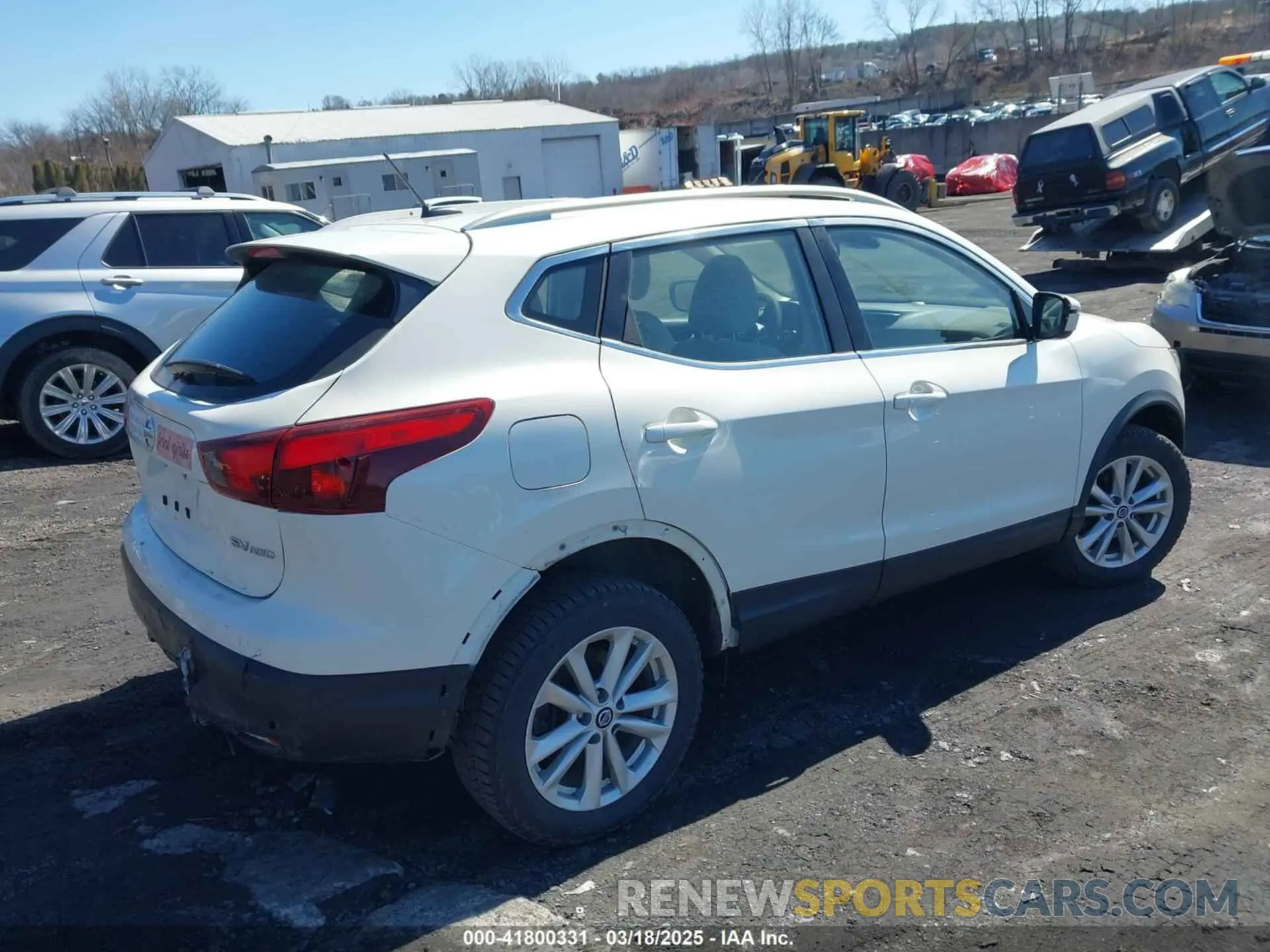 4 Photograph of a damaged car JN1BJ1CR2KW353347 NISSAN ROGUE SPORT 2019