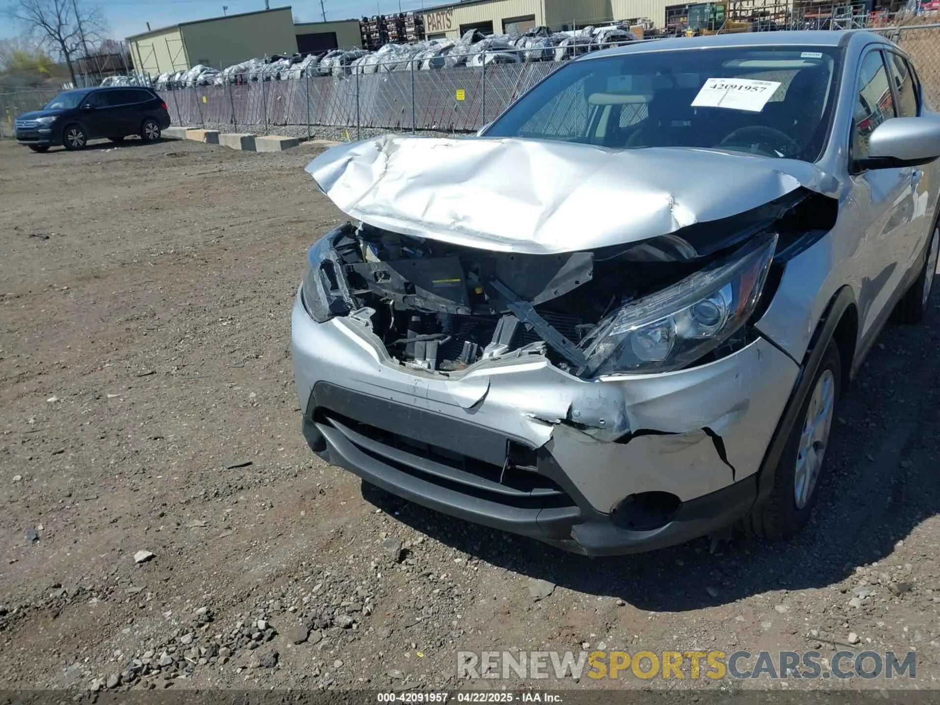 6 Photograph of a damaged car JN1BJ1CR5KW326515 NISSAN ROGUE SPORT 2019