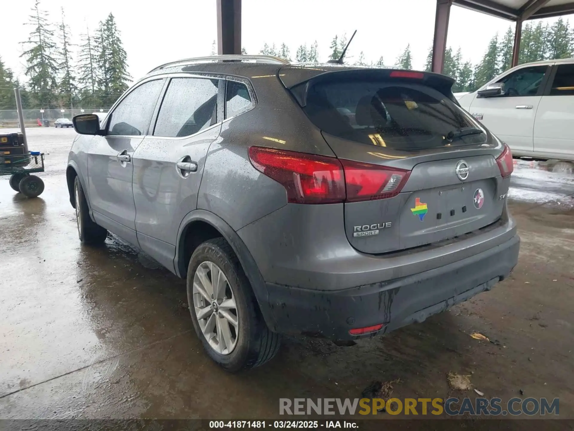 3 Photograph of a damaged car JN1BJ1CR5KW344996 NISSAN ROGUE SPORT 2019