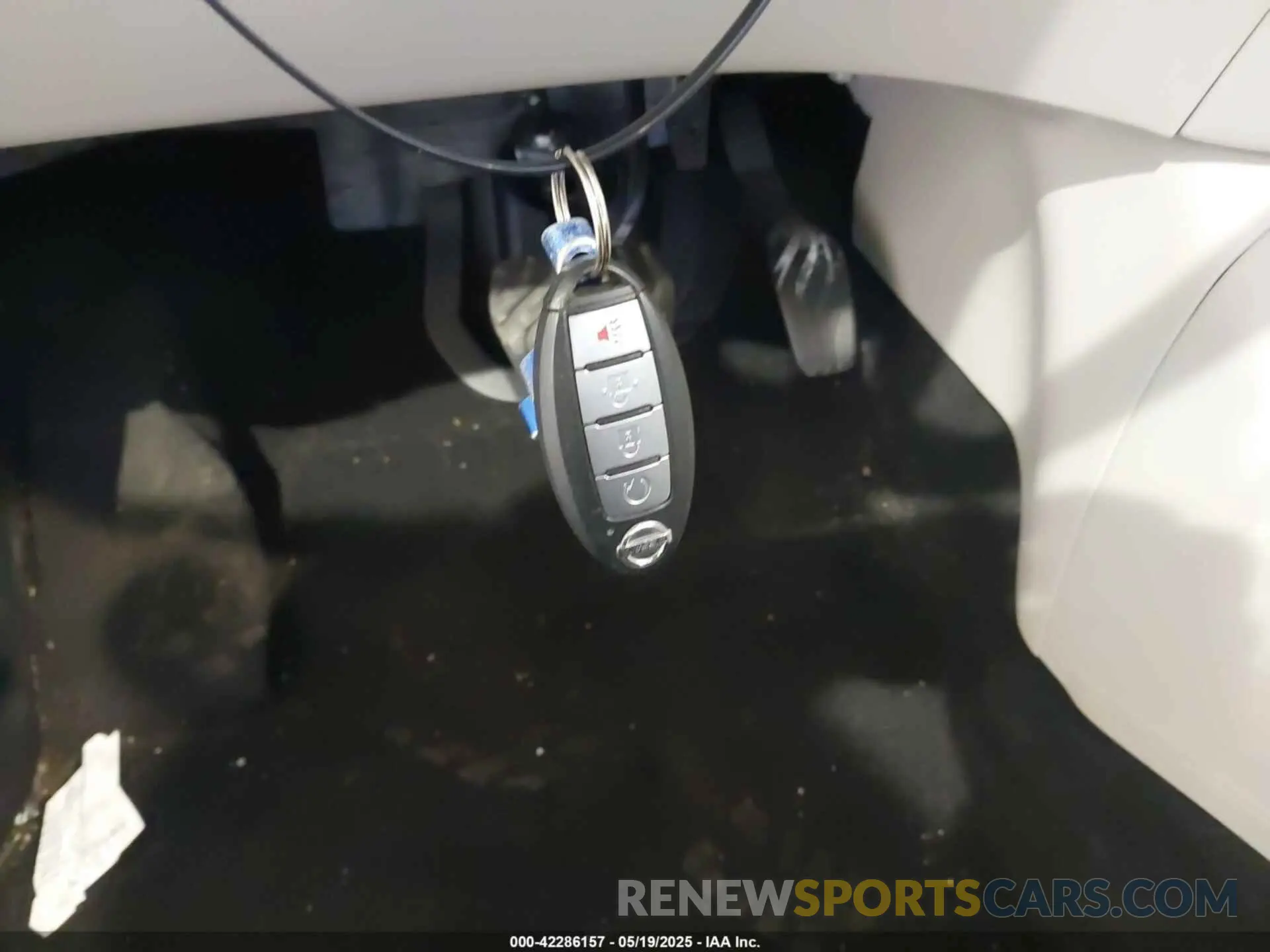 11 Фотография поврежденного автомобиля JN1BJ1CR6KW340777 NISSAN ROGUE SPORT 2019