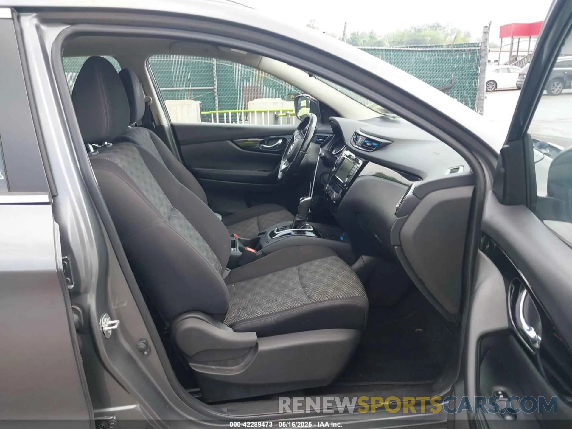 5 Фотография поврежденного автомобиля JN1BJ1CRXKW311797 NISSAN ROGUE SPORT 2019