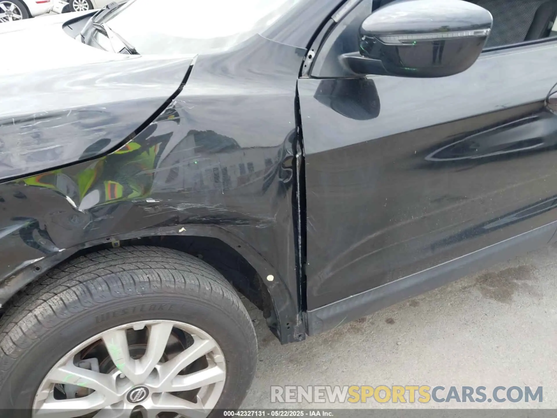 18 Photograph of a damaged car JN1BJ1CV0LW277349 NISSAN ROGUE SPORT 2020