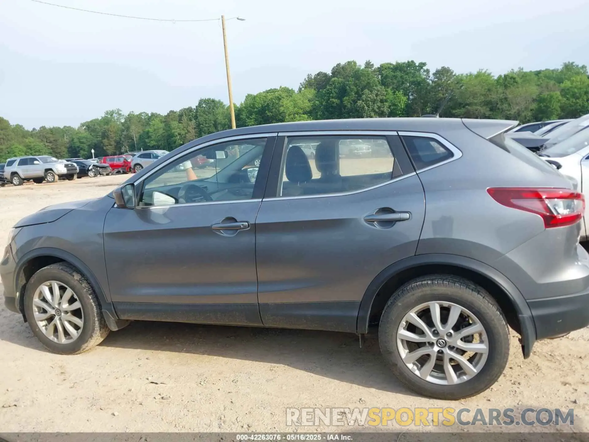 15 Photograph of a damaged car JN1BJ1CV0LW552198 NISSAN ROGUE SPORT 2020