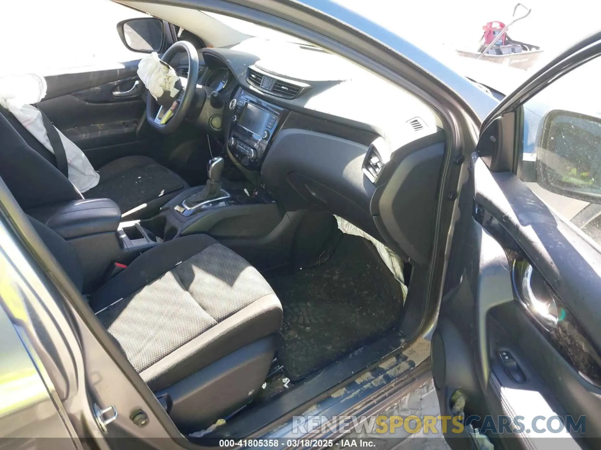 5 Photograph of a damaged car JN1BJ1CV1LW256042 NISSAN ROGUE SPORT 2020