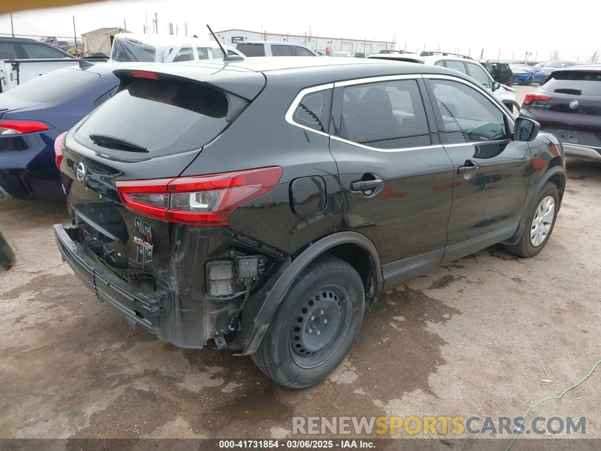 4 Photograph of a damaged car JN1BJ1CV2LW543826 NISSAN ROGUE SPORT 2020