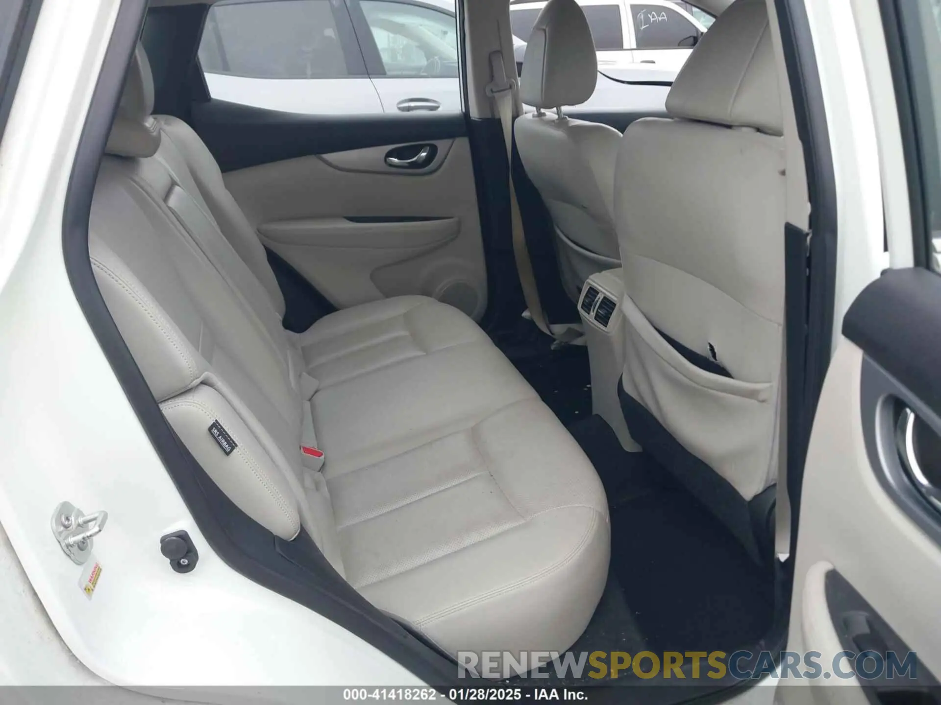 8 Photograph of a damaged car JN1BJ1CV3LW253403 NISSAN ROGUE SPORT 2020