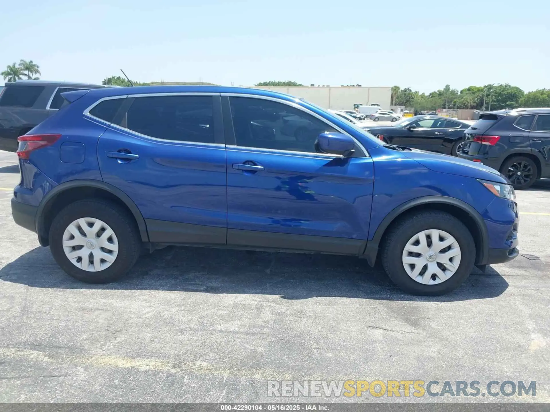 14 Фотография поврежденного автомобиля JN1BJ1CV3LW277958 NISSAN ROGUE SPORT 2020