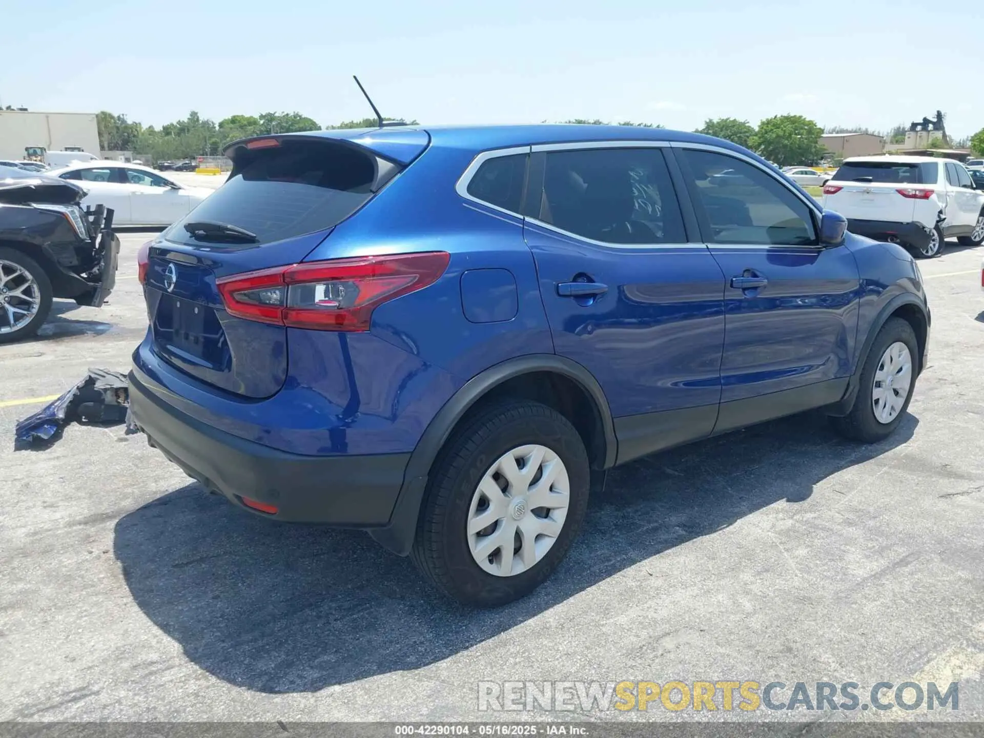 4 Фотография поврежденного автомобиля JN1BJ1CV3LW277958 NISSAN ROGUE SPORT 2020