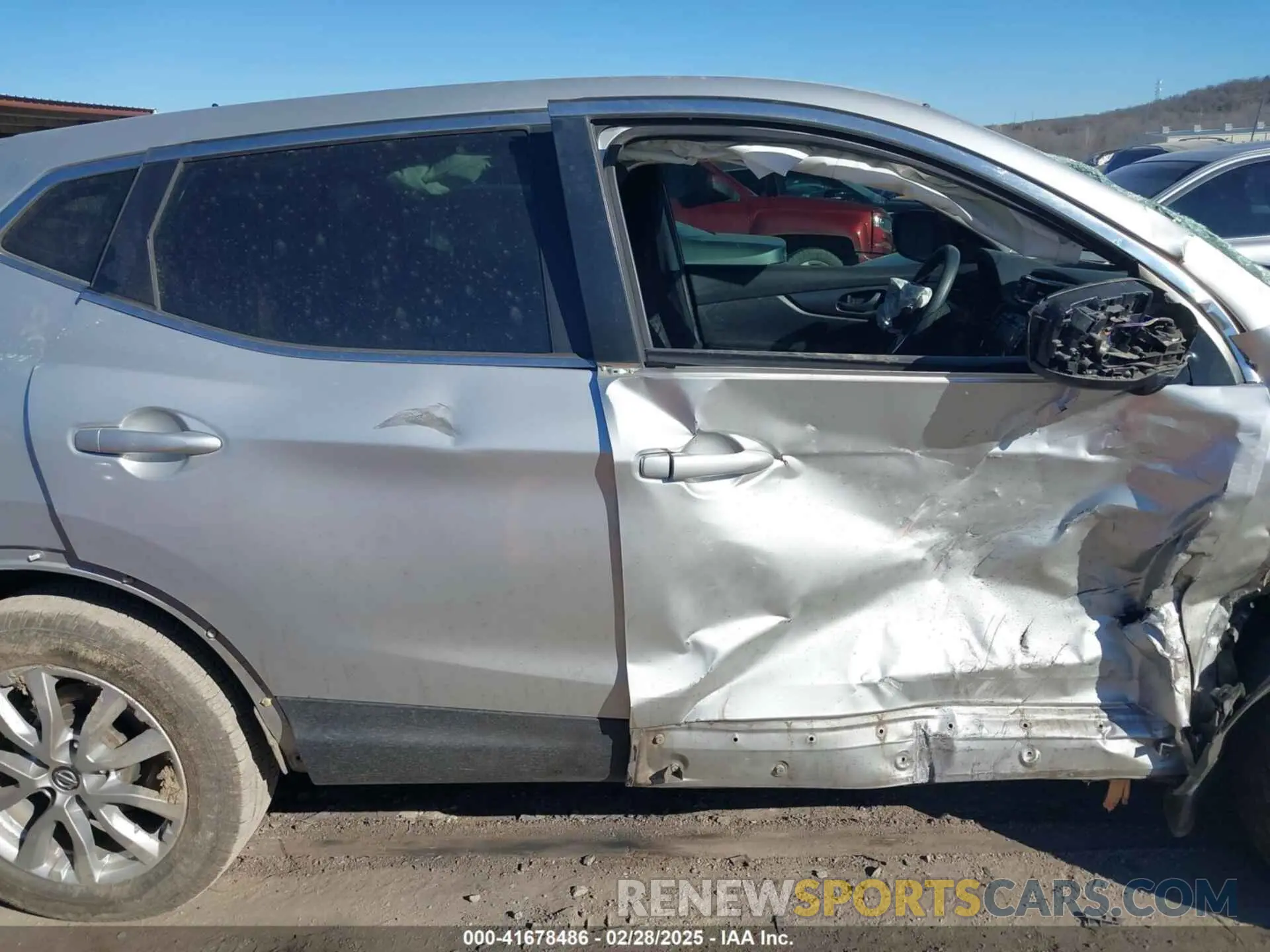 13 Фотография поврежденного автомобиля JN1BJ1CV3LW543155 NISSAN ROGUE SPORT 2020