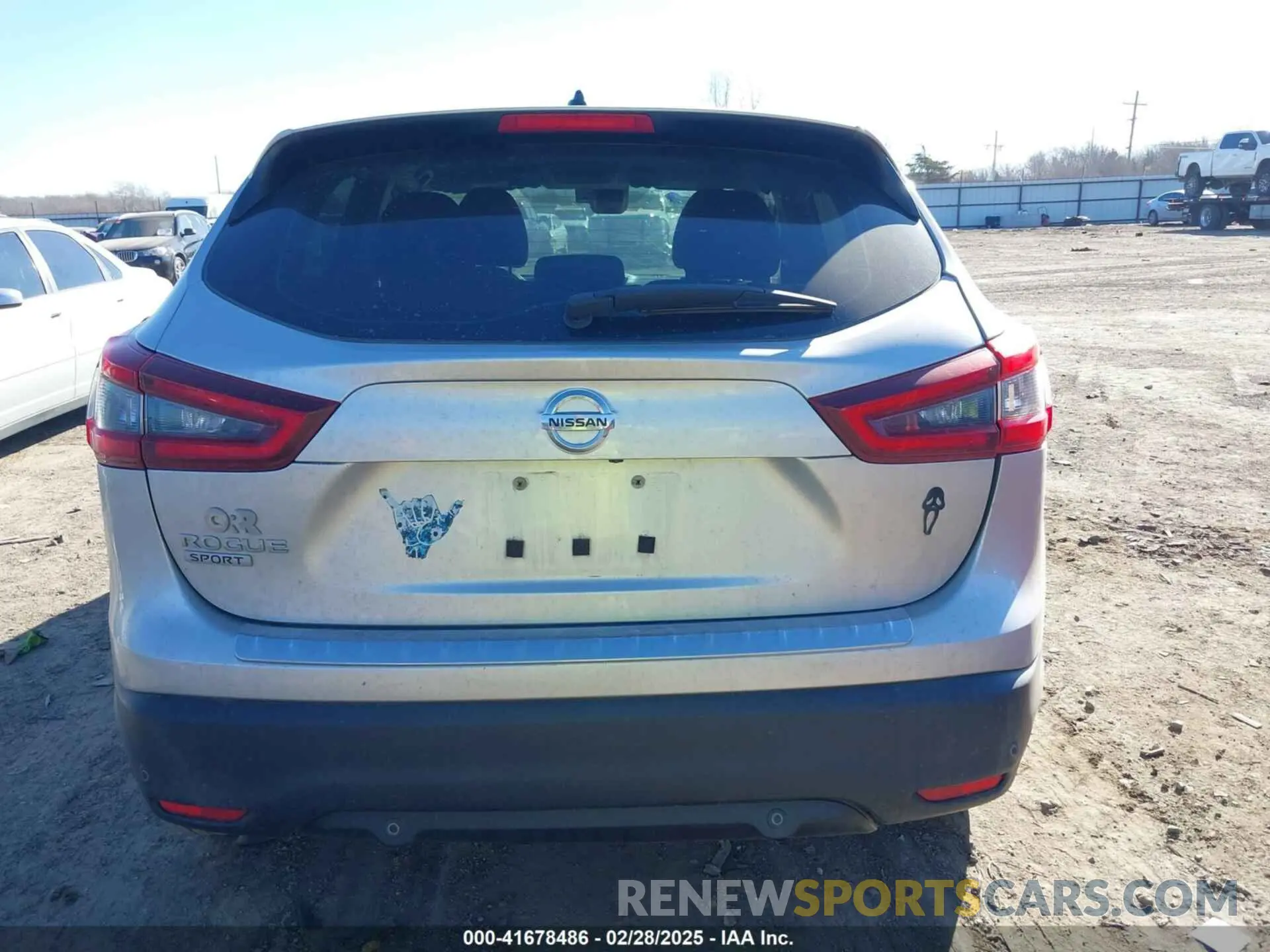 16 Фотография поврежденного автомобиля JN1BJ1CV3LW543155 NISSAN ROGUE SPORT 2020