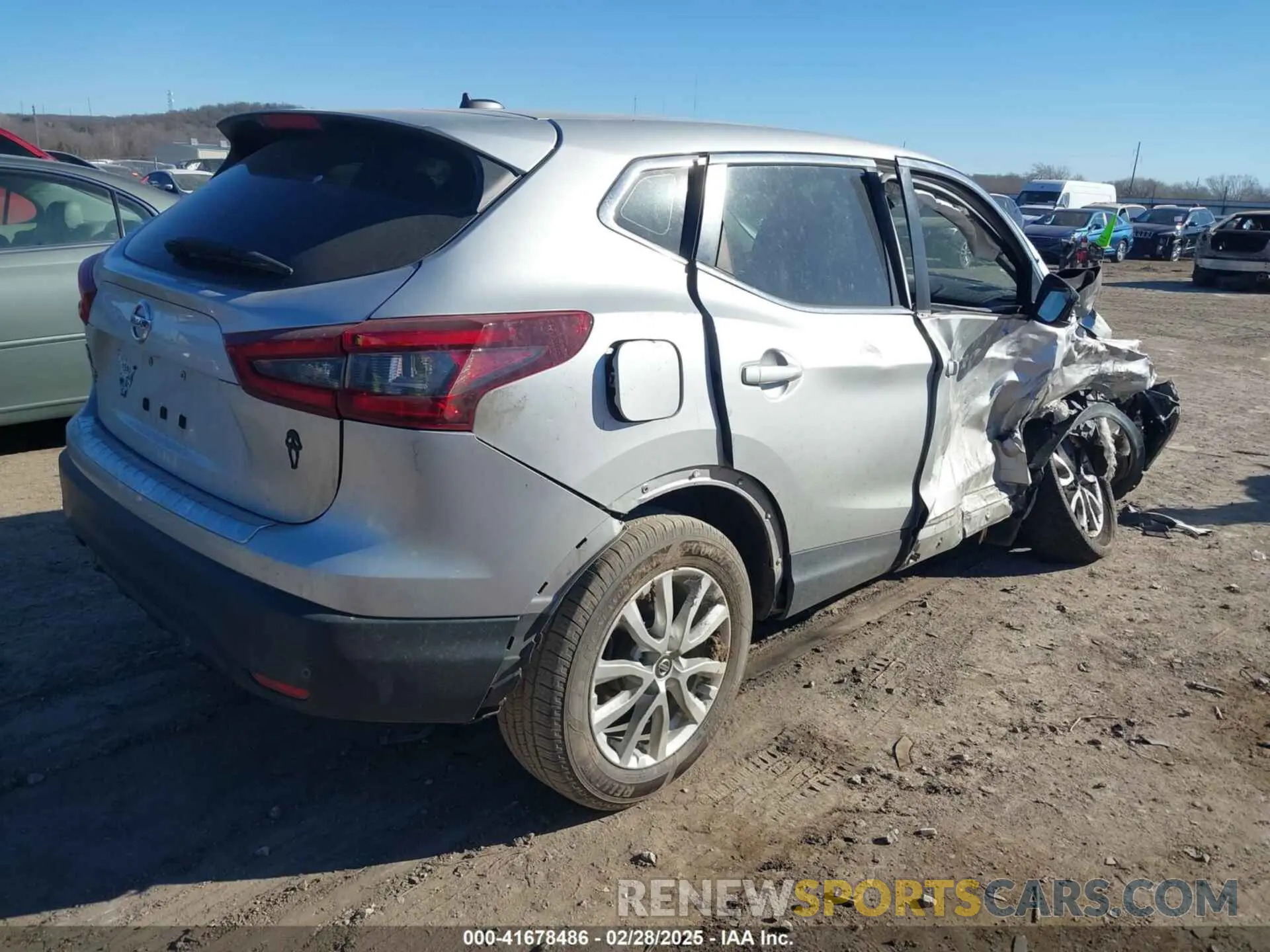 4 Фотография поврежденного автомобиля JN1BJ1CV3LW543155 NISSAN ROGUE SPORT 2020