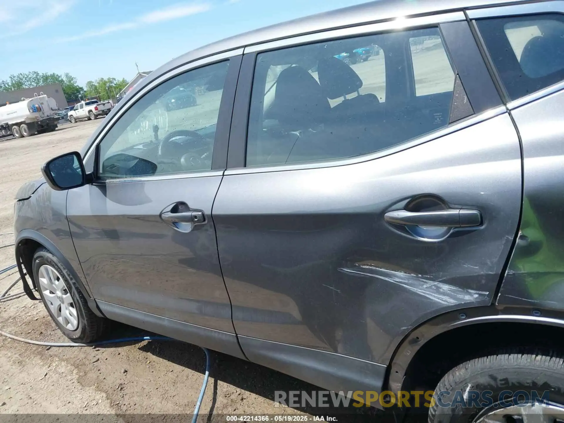15 Photograph of a damaged car JN1BJ1CV4LW542550 NISSAN ROGUE SPORT 2020