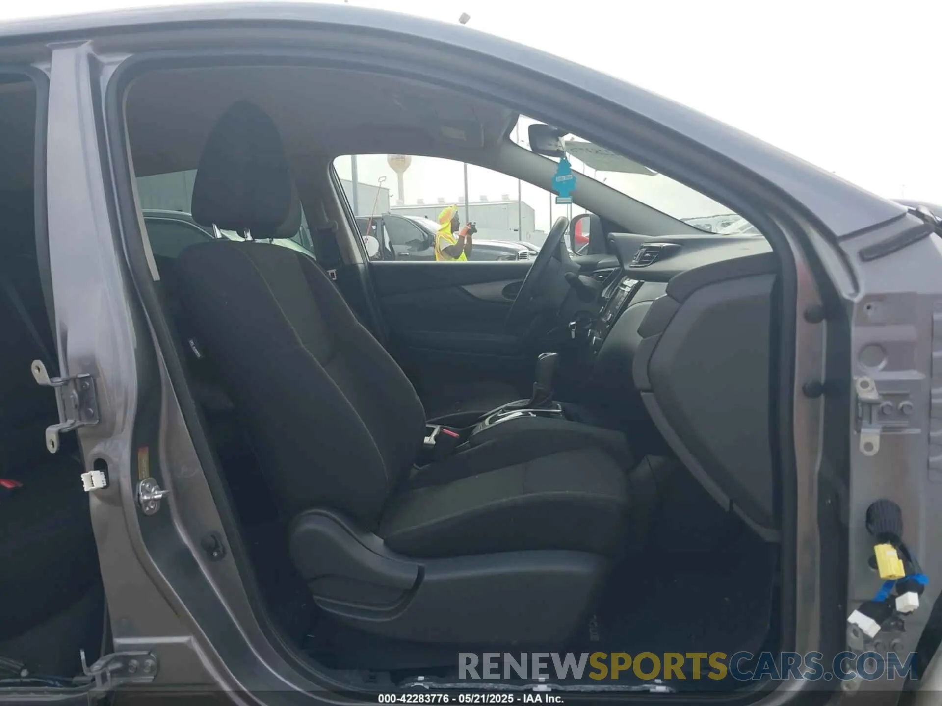 5 Фотография поврежденного автомобиля JN1BJ1CV4LW552155 NISSAN ROGUE SPORT 2020