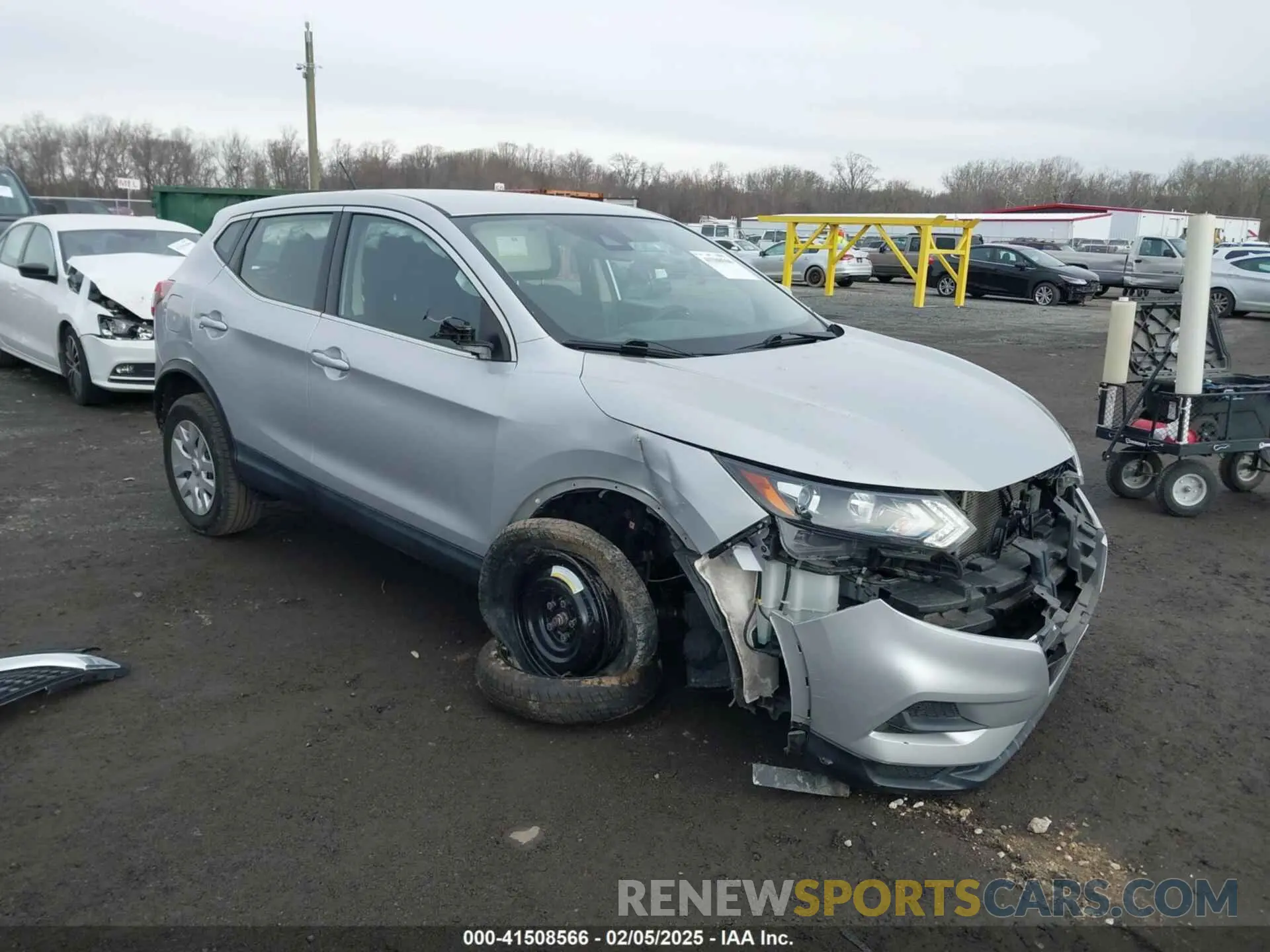 1 Photograph of a damaged car JN1BJ1CV6LW545627 NISSAN ROGUE SPORT 2020