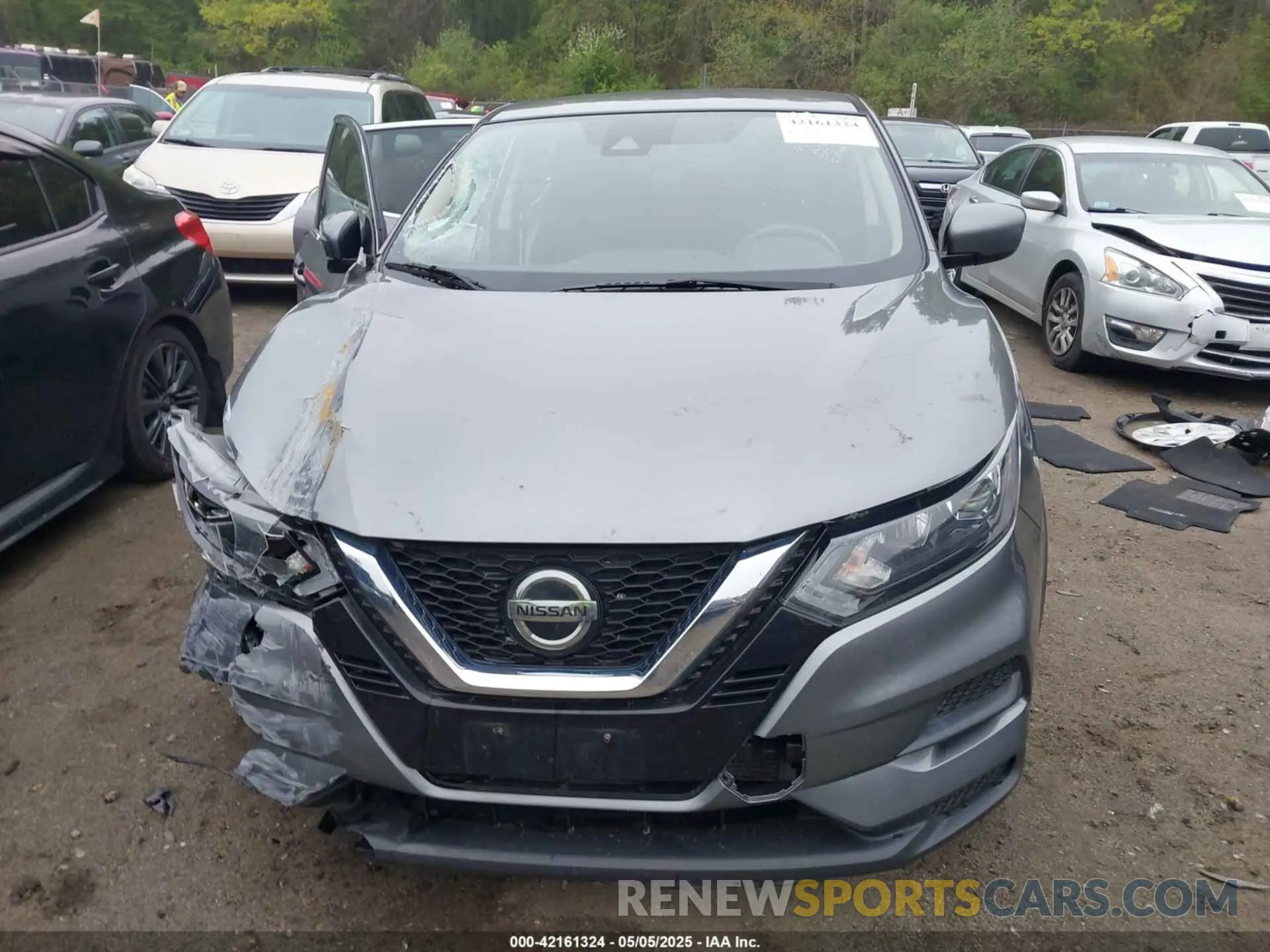 12 Photograph of a damaged car JN1BJ1CV7LW263187 NISSAN ROGUE SPORT 2020