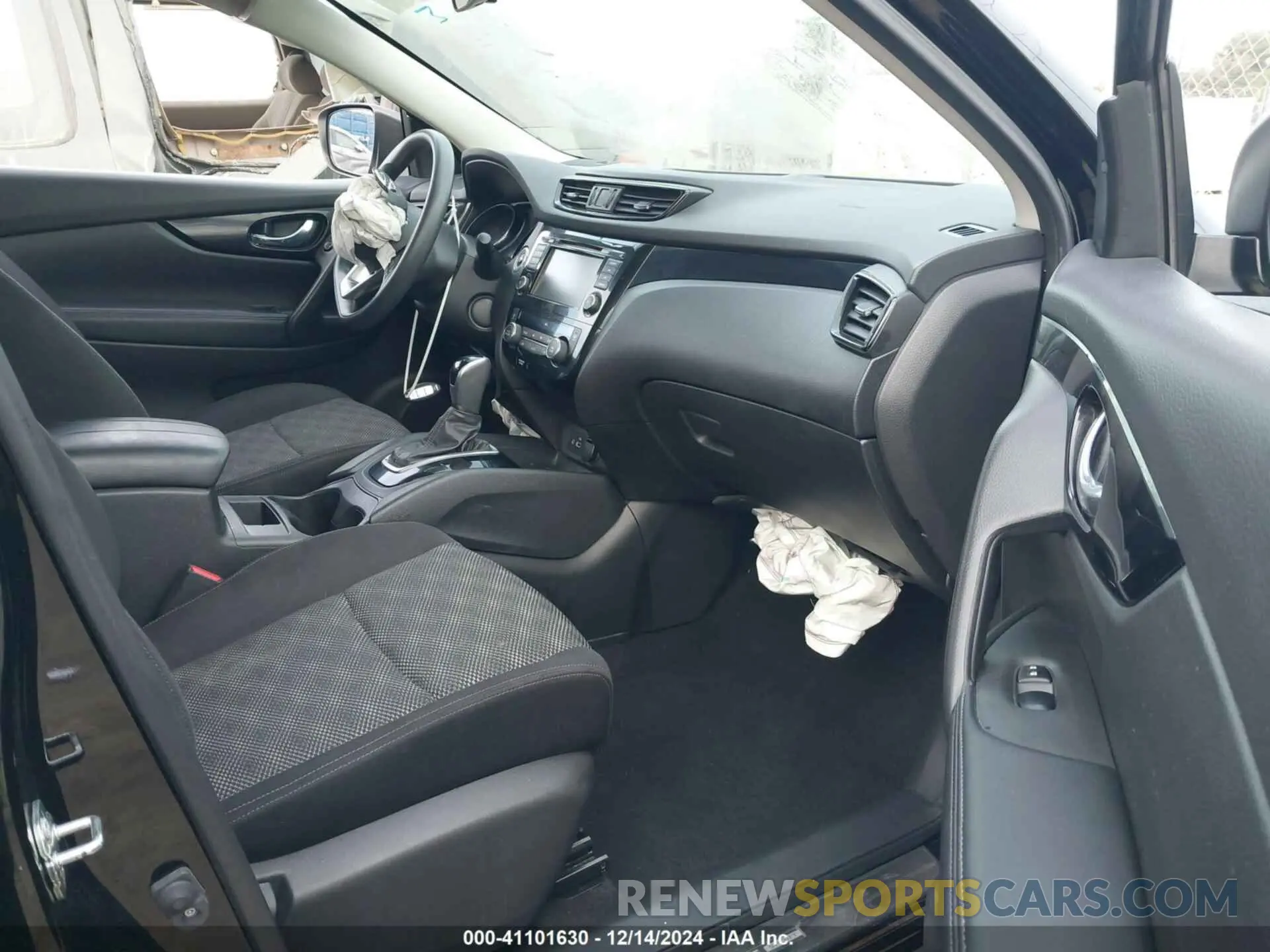 5 Photograph of a damaged car JN1BJ1CV8LW252733 NISSAN ROGUE SPORT 2020
