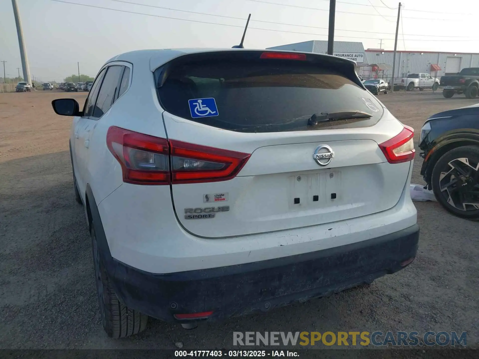 3 Фотография поврежденного автомобиля JN1BJ1CV8LW254546 NISSAN ROGUE SPORT 2020