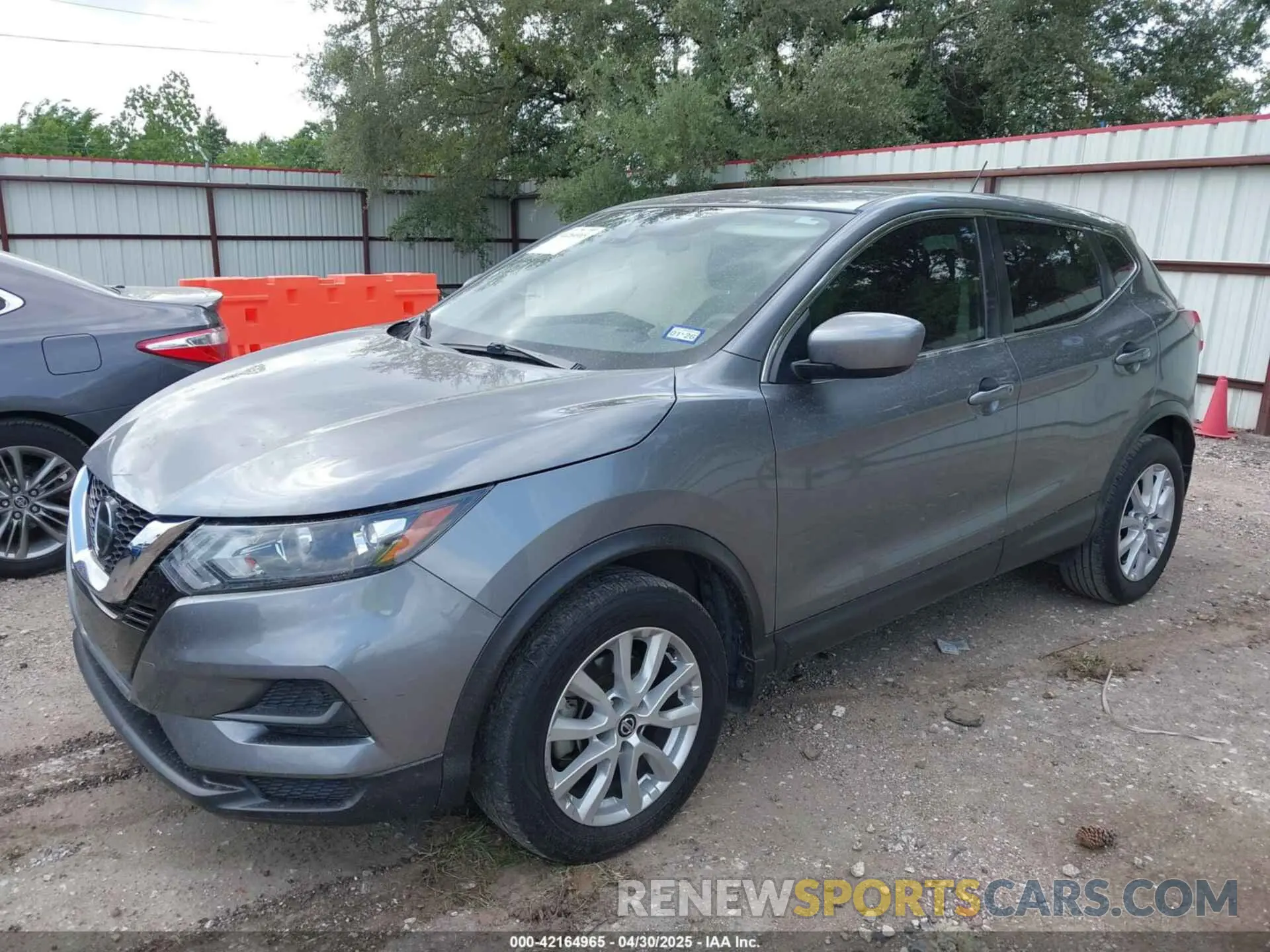 2 Фотография поврежденного автомобиля JN1BJ1CVXLW552600 NISSAN ROGUE SPORT 2020