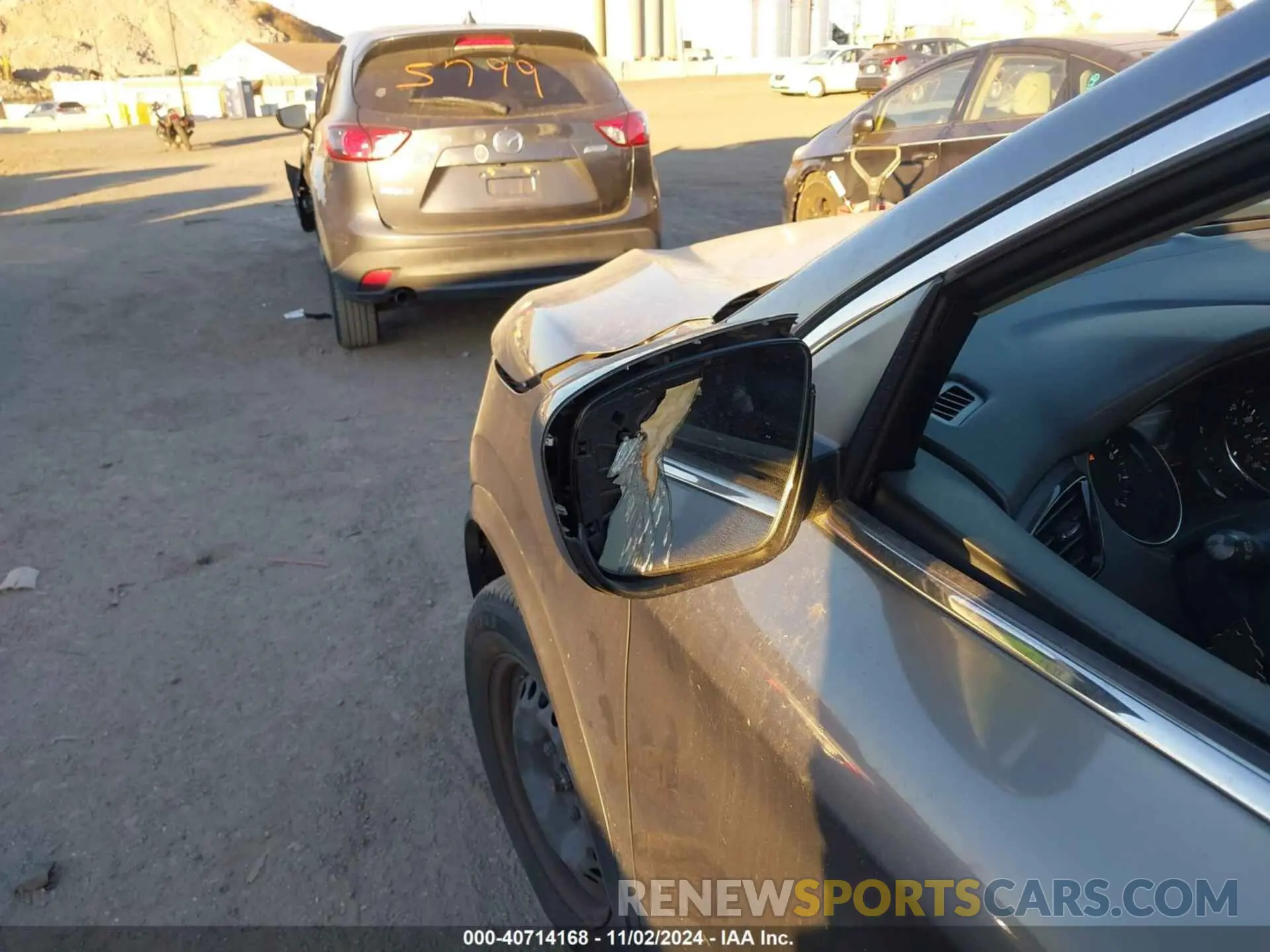 19 Фотография поврежденного автомобиля JN1BJ1CW2LW645913 NISSAN ROGUE SPORT 2020