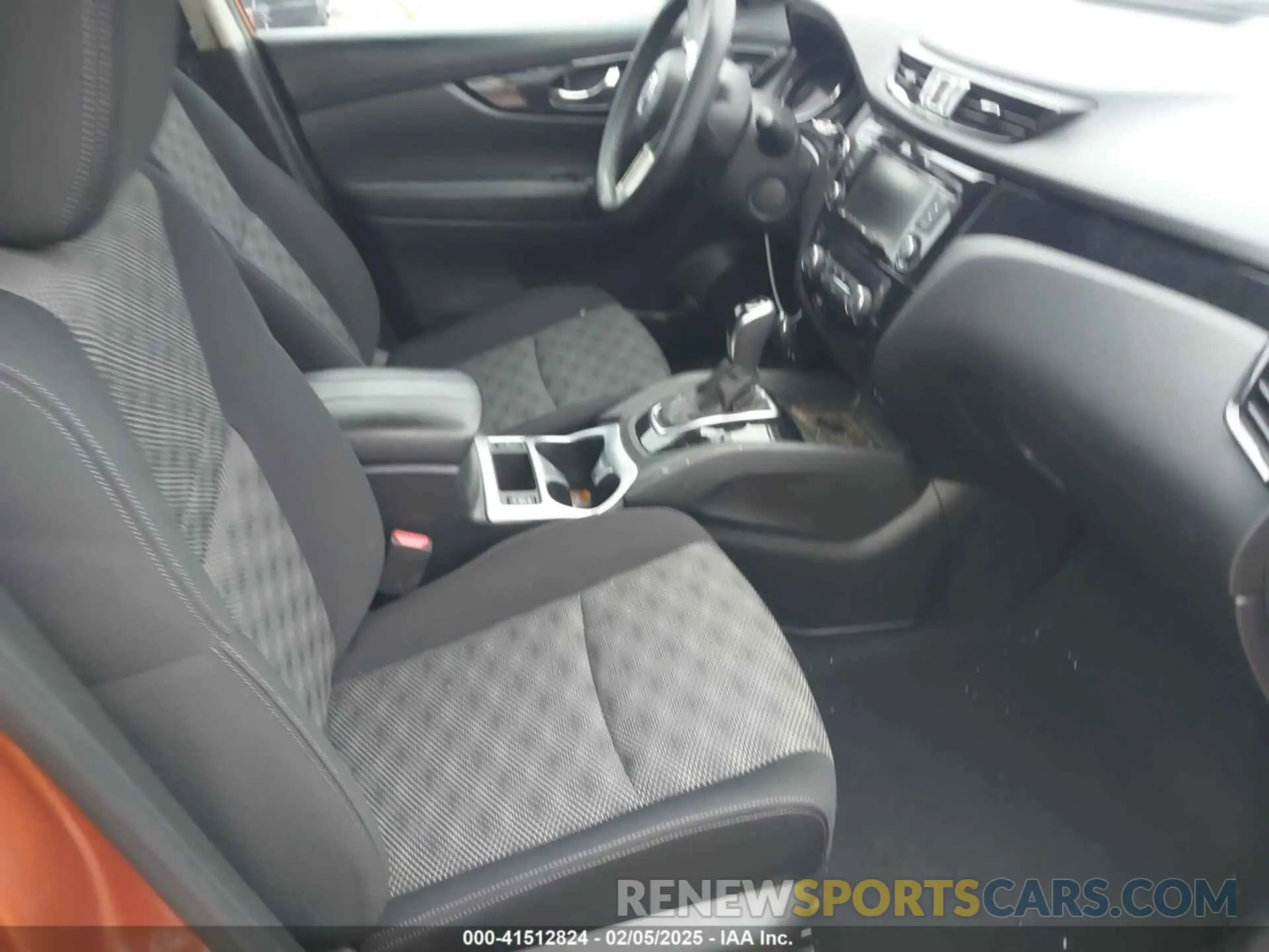 5 Photograph of a damaged car JN1BJ1CW3LW373260 NISSAN ROGUE SPORT 2020