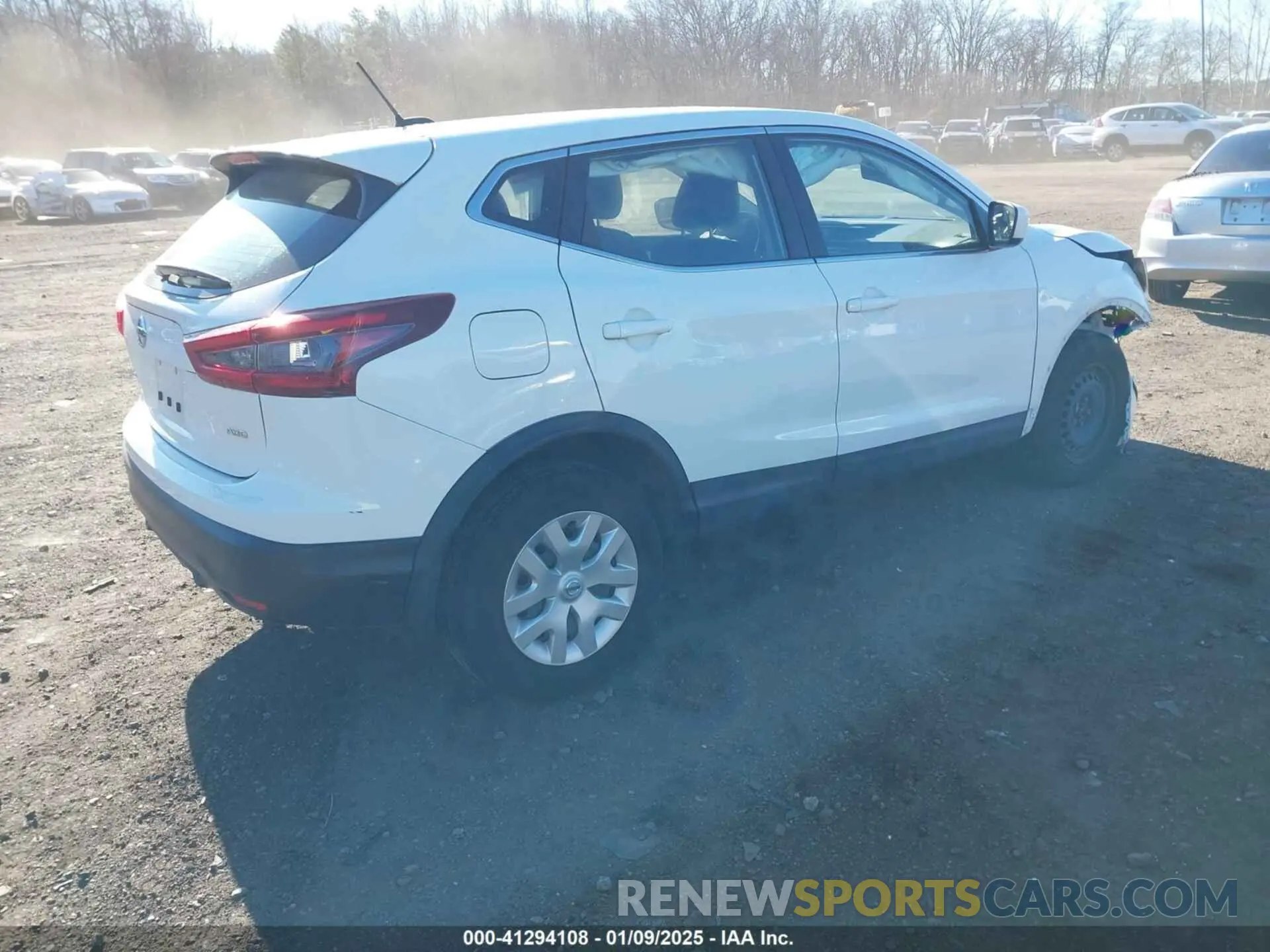 4 Photograph of a damaged car JN1BJ1CW3LW383397 NISSAN ROGUE SPORT 2020