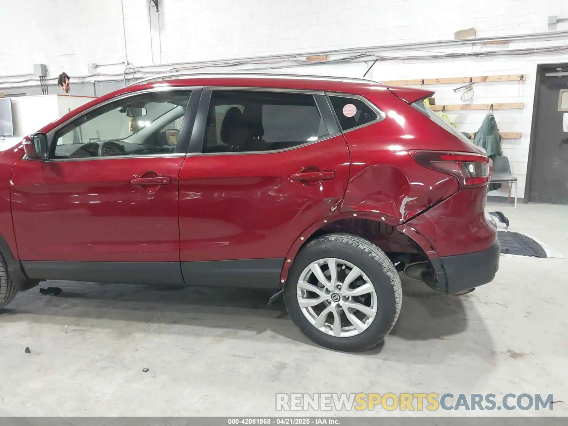 6 Photograph of a damaged car JN1BJ1CW5LW388780 NISSAN ROGUE SPORT 2020